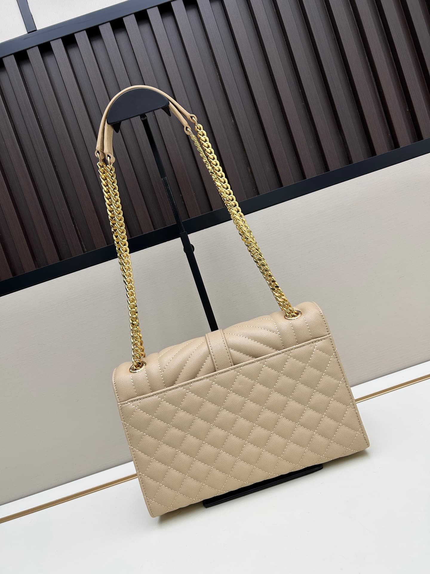 C8702 👏👏YSL Saint Laurent = a fantastic new item 🔥 It’s a huge hit right now. This design from a veteran designer of this brand surely won’t be missed. The combination with black hardware makes it even more impressive; it’s like a mysterious warrior guard — image 2