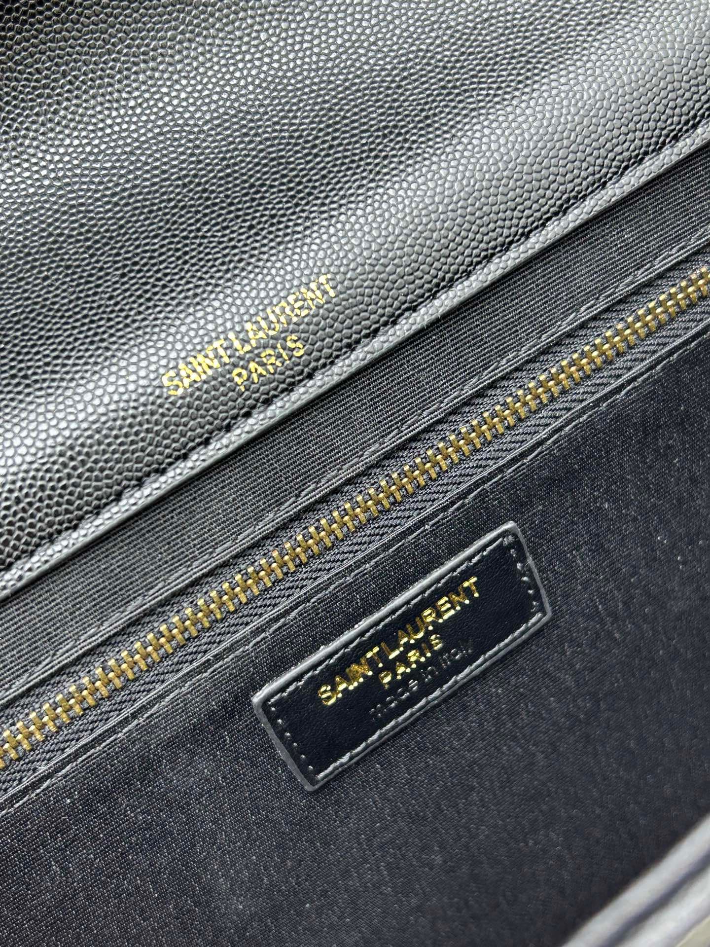 C8692 👏👏YSL Saint Laurent = a fantastic new product that’s a hit🔥! These intricate styles are extremely popular right now. Of course, a designer of such prestige wouldn’t miss out on this design. It’s like a mysterious warrior who protects its owner, bein — image 8
