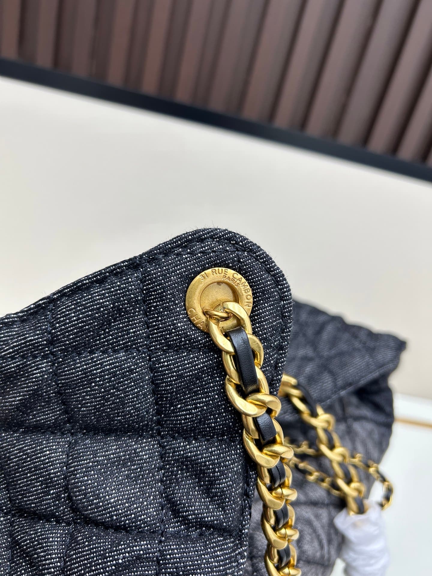C837 New model 💰 Imported Chanel handbag 25|||The new “Chanel 25bag” is another “It Bag” following Chanel 22bag! It features a classic and practical design, retaining the three iconic elements of the brand: chevron-stitched pattern, leather straps, and do — image 6