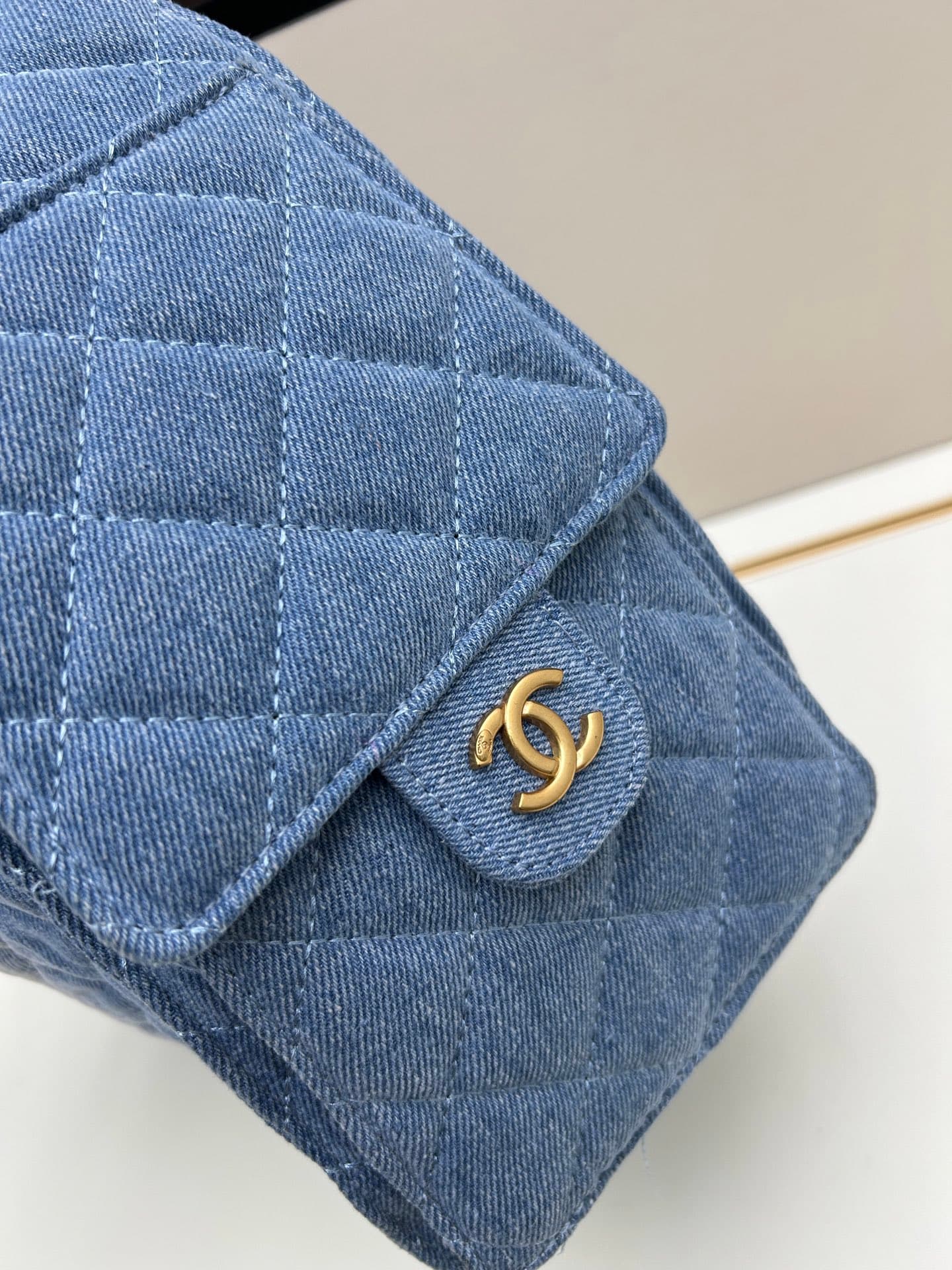 C836 New model 💰 Imported Chanel backpack 25|||The new “Chanel 25bag” backpack is another “It Bag” following Chanel 22bag! Its design is classic and practical, retaining the three iconic elements of the brand: chevron-stitched seams, leather straps, and d — image 5