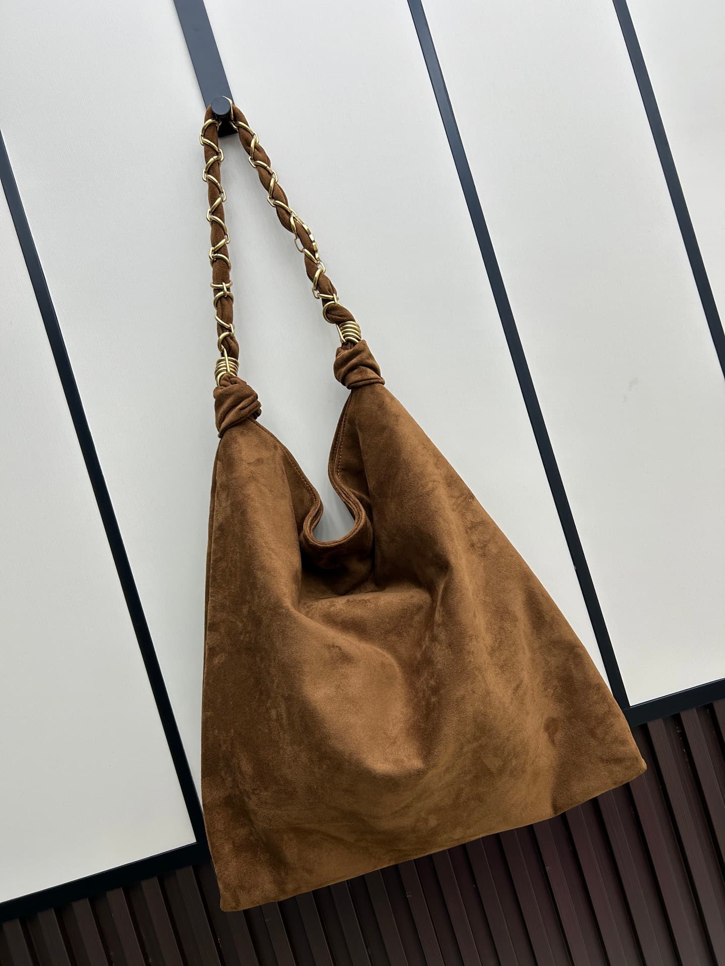 C8729 New collection arrives! 💰 A limited edition for autumn and winter season ✨ The YSL bag in the collection is absolutely amazing👜 2025’s spring/summer limited series is now available! — image 2