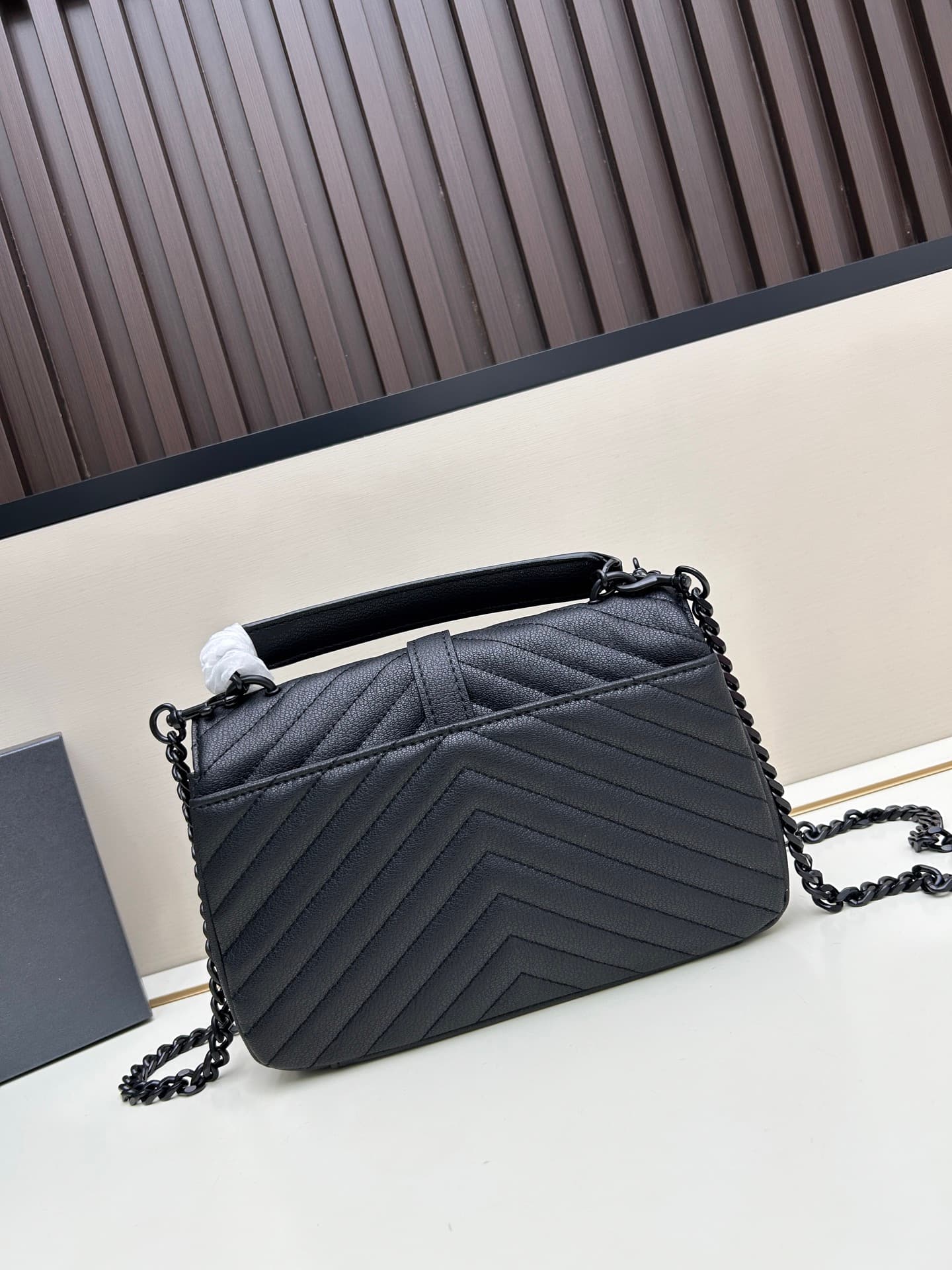C8735 The new St. Laurent classic postman bag is a timeless fashion item🌟|||🔥 This classic St. Laurent postman bag is truly a leader in the fashion world! It seems to instantly turn you into a fashion expert!😍 — image 3