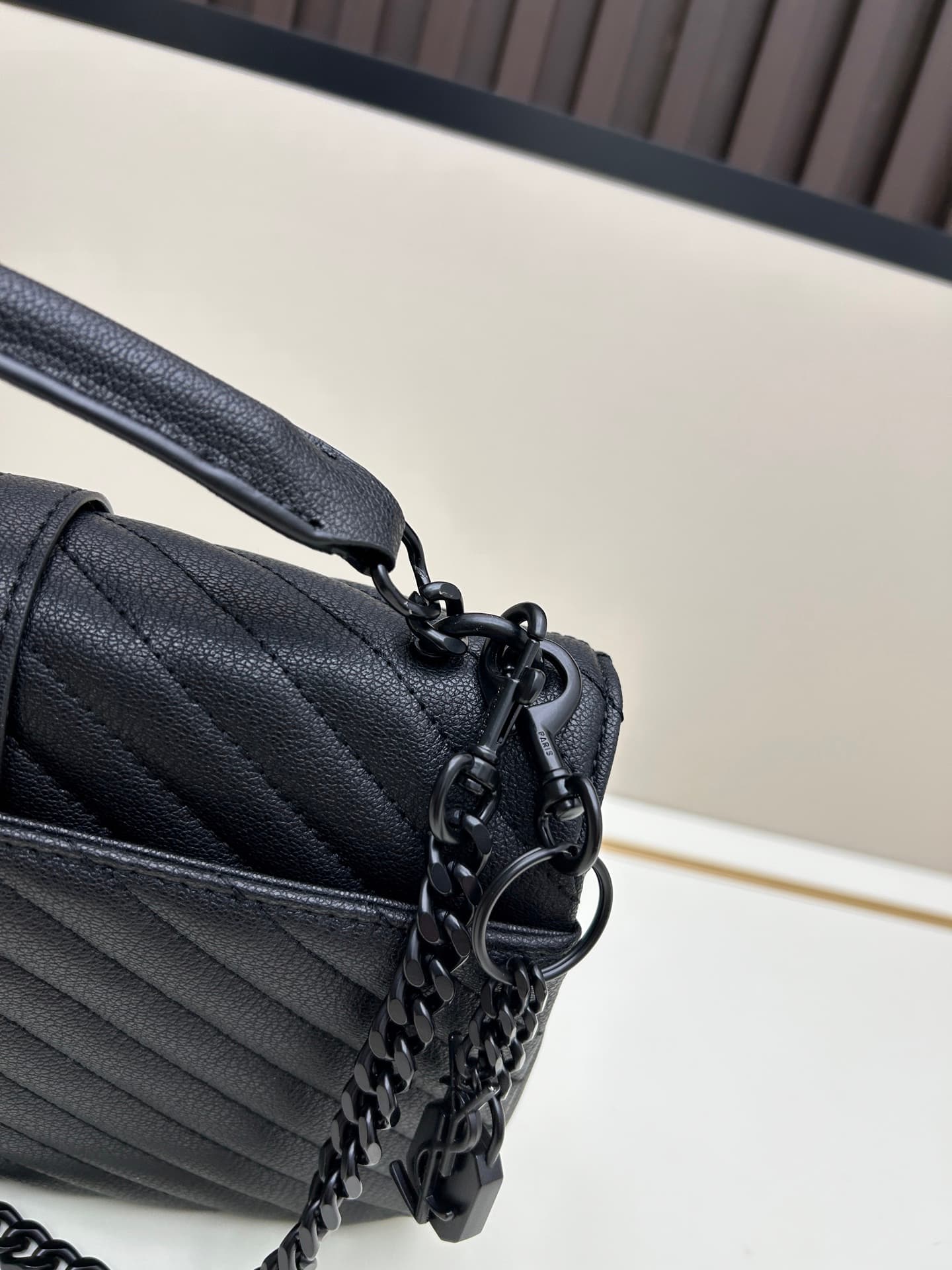 C8735 The new St. Laurent classic postman bag is a timeless fashion item🌟|||🔥 This classic St. Laurent postman bag is truly a leader in the fashion world! It seems to instantly turn you into a fashion expert!😍 — image 6
