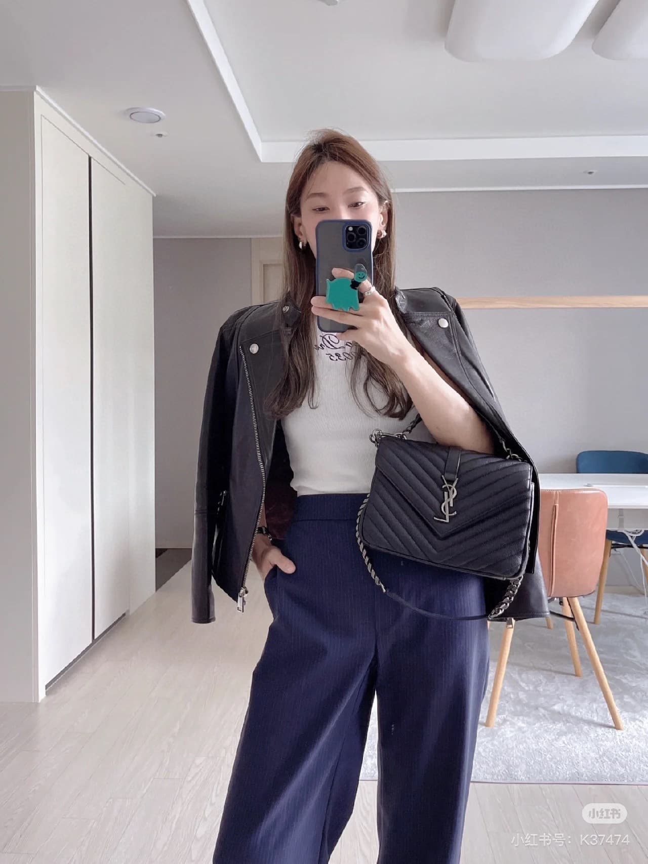 C8730 New version of the Saint Laurent classic postman bag – a true icon in the fashion world🌟|||🔥 This classic Saint Laurent postman bag is truly a leader in the fashion industry! It seems to transform you into a fashion expert in just one second!😍 — image 4