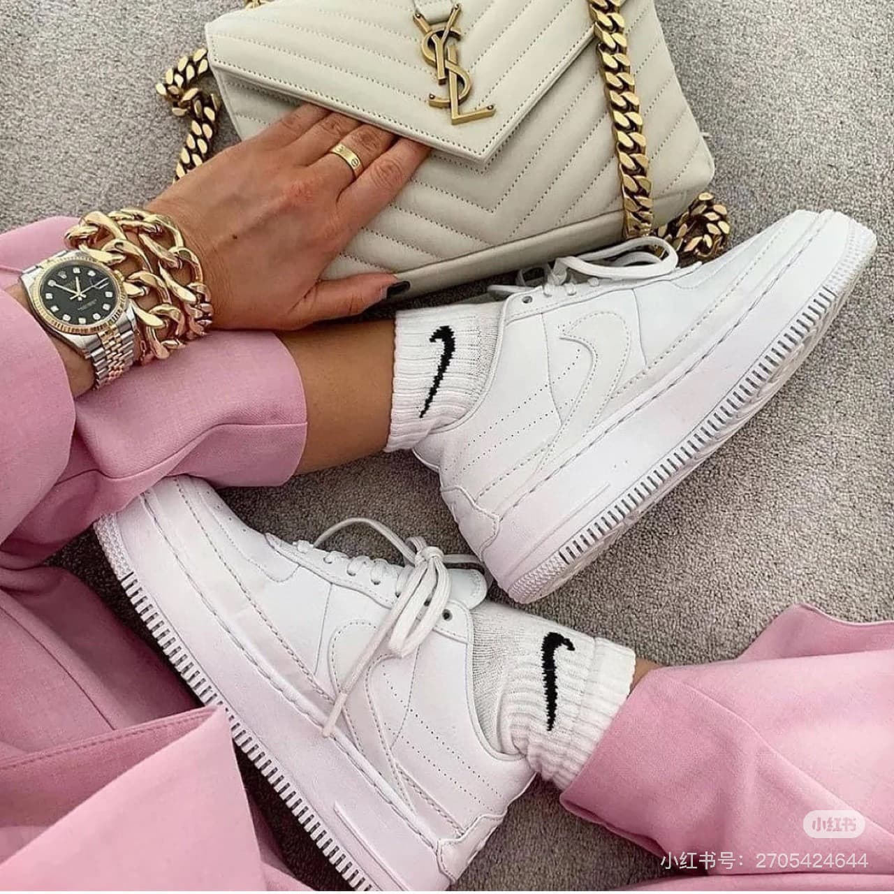 C8730 New version of the Saint Laurent classic postman bag – a true icon in the fashion world🌟|||🔥 This classic Saint Laurent postman bag is truly a leader in the fashion industry! It seems to transform you into a fashion expert in just one second!😍 — image 8