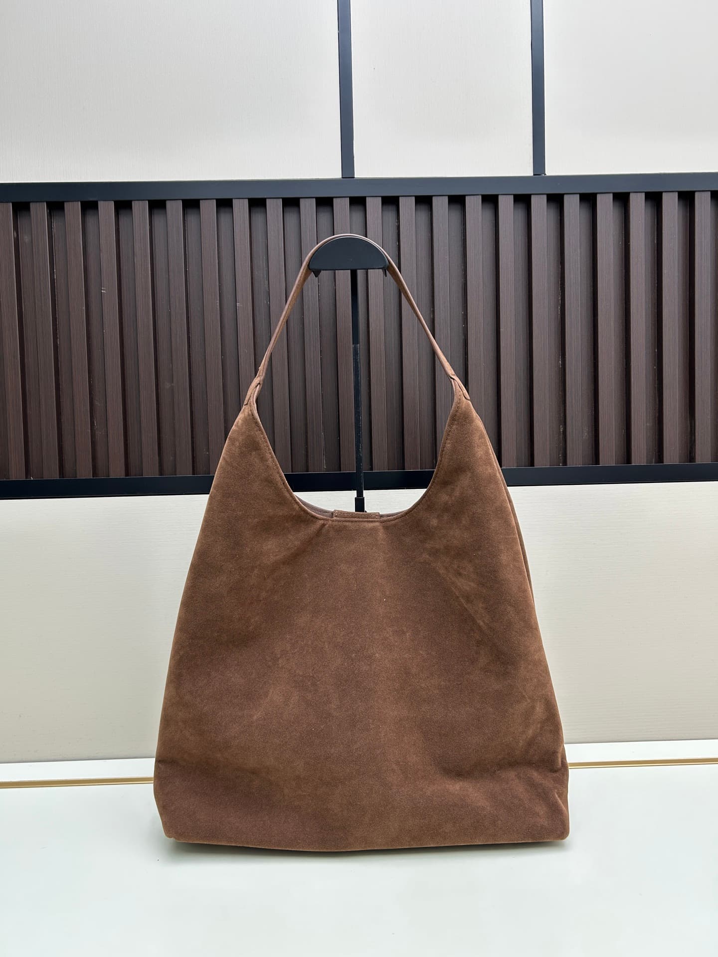 C8725 New model bags💰 Collection of suede items: Bea, Hobo, Jamie. Saint Laurent bags with soft suede and velvet textures, as well as bucket-shaped bags. They give a unique style; pairing them with suede or velvet textures creates more layers in the outfi — image 2