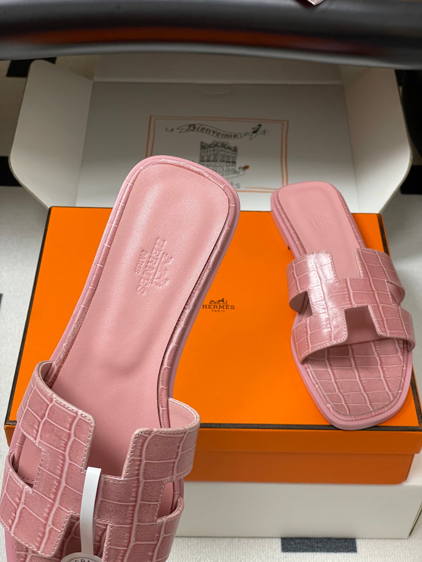 D8108 – Top-quality products (come with high-end packaging boxes/sashes) — image 7
