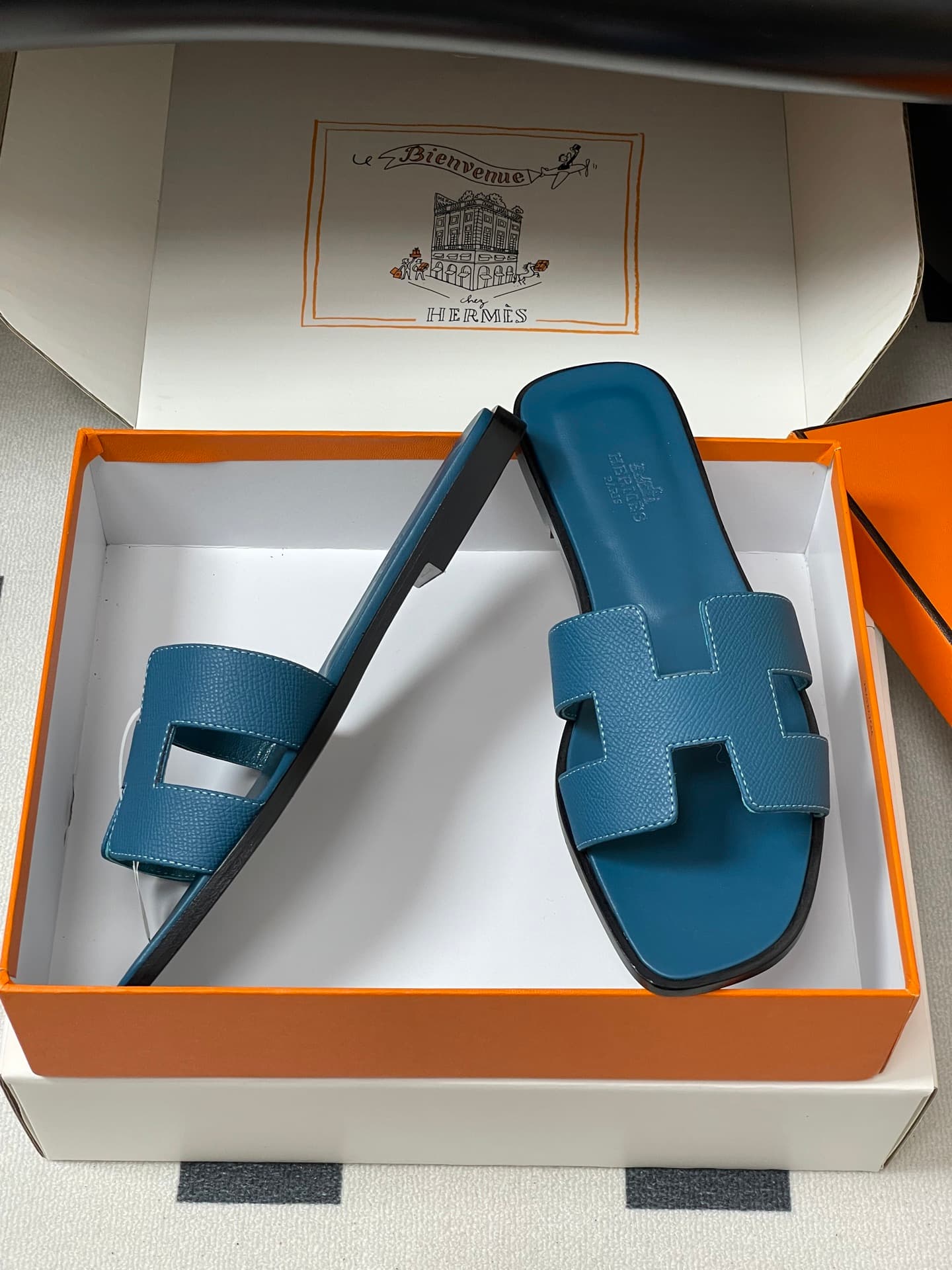 D8081 – Top-quality products (come with high-end packaging boxes/sashes) — image 6