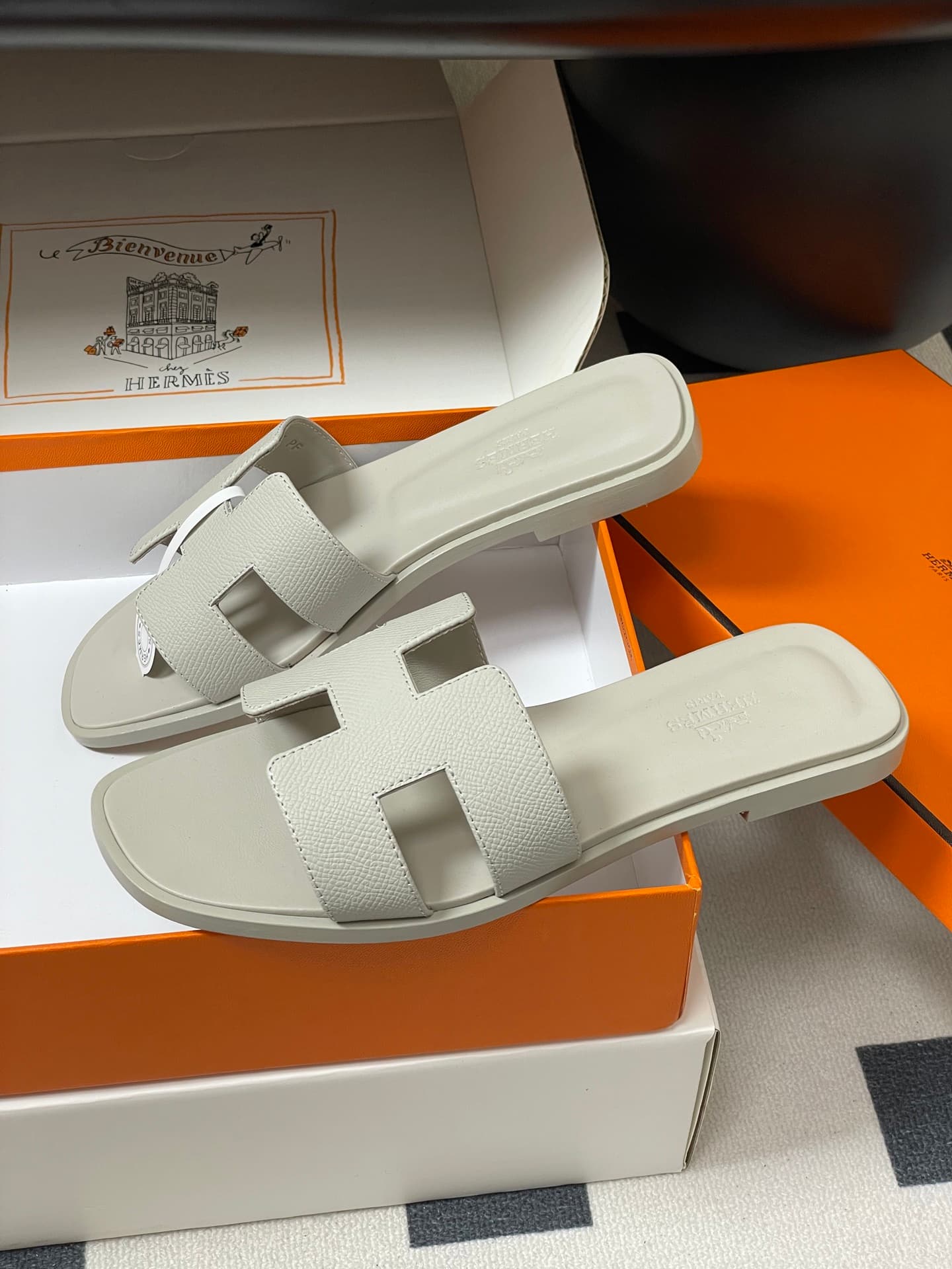 D8076 – Top-quality products (come with high-end packaging boxes/sashes) — image 4