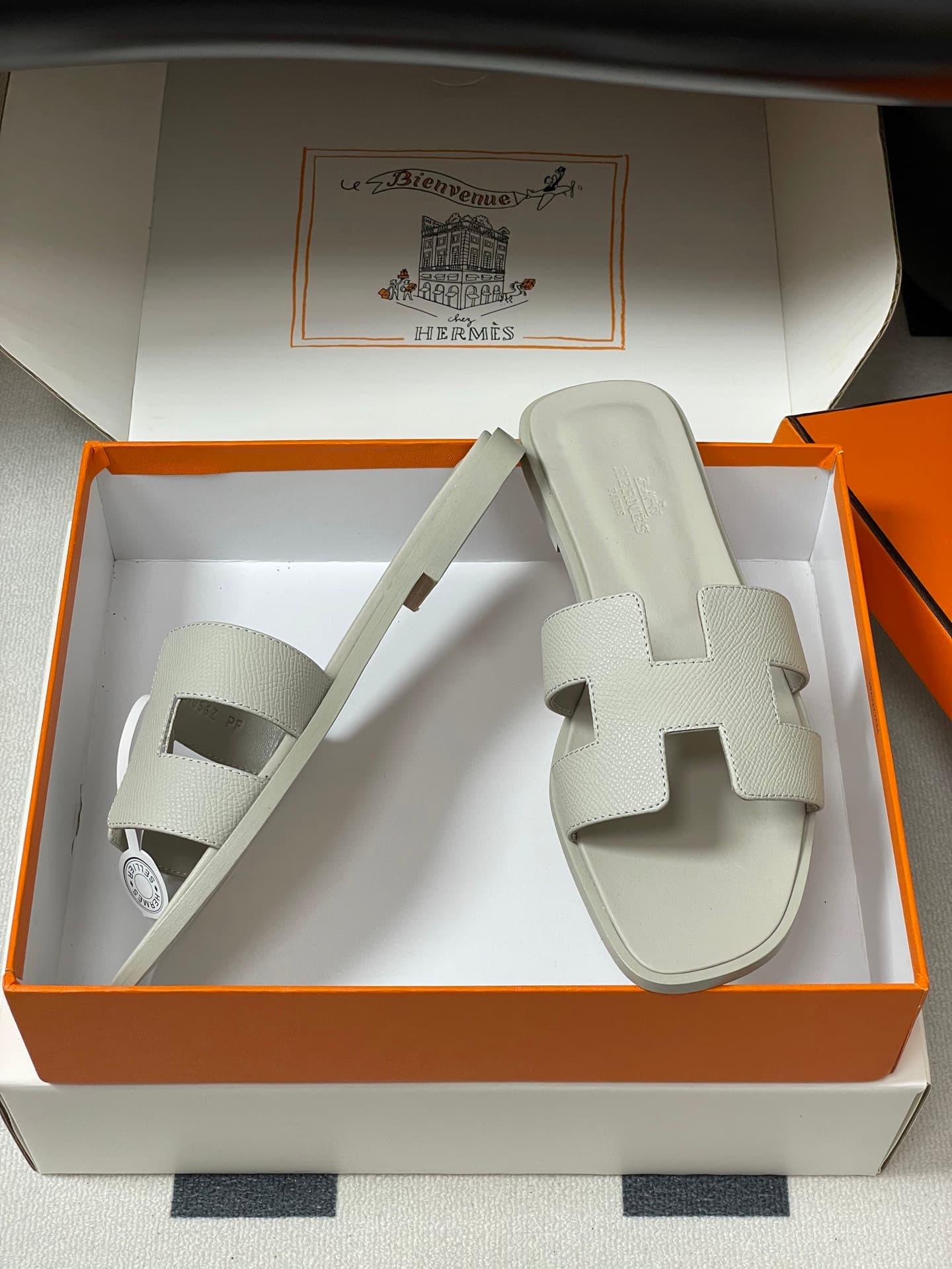D8076 – Top-quality products (come with high-end packaging boxes/sashes) — image 6