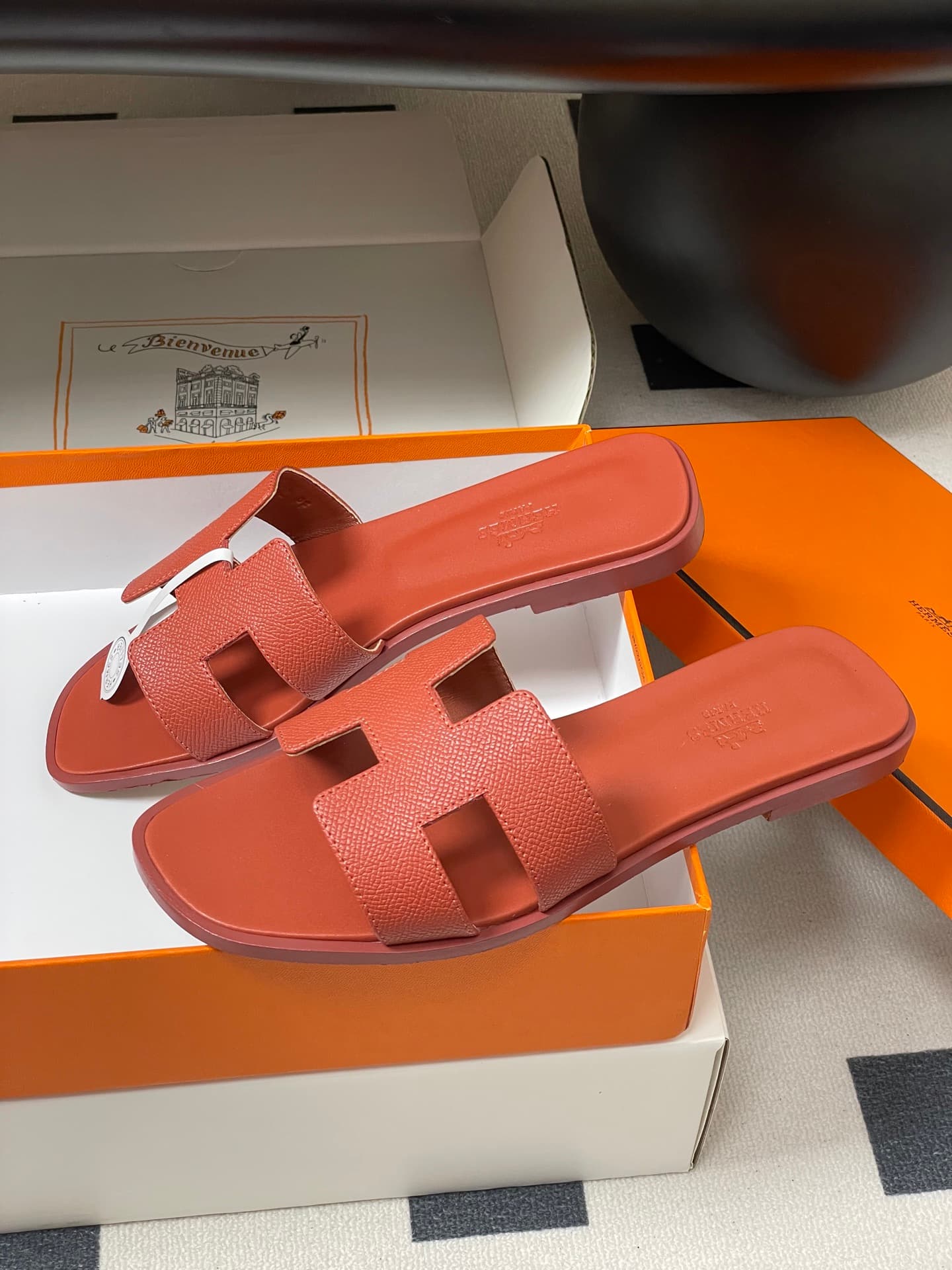 D8070 – Top-quality products (come with high-end packaging boxes/sashes) — image 4