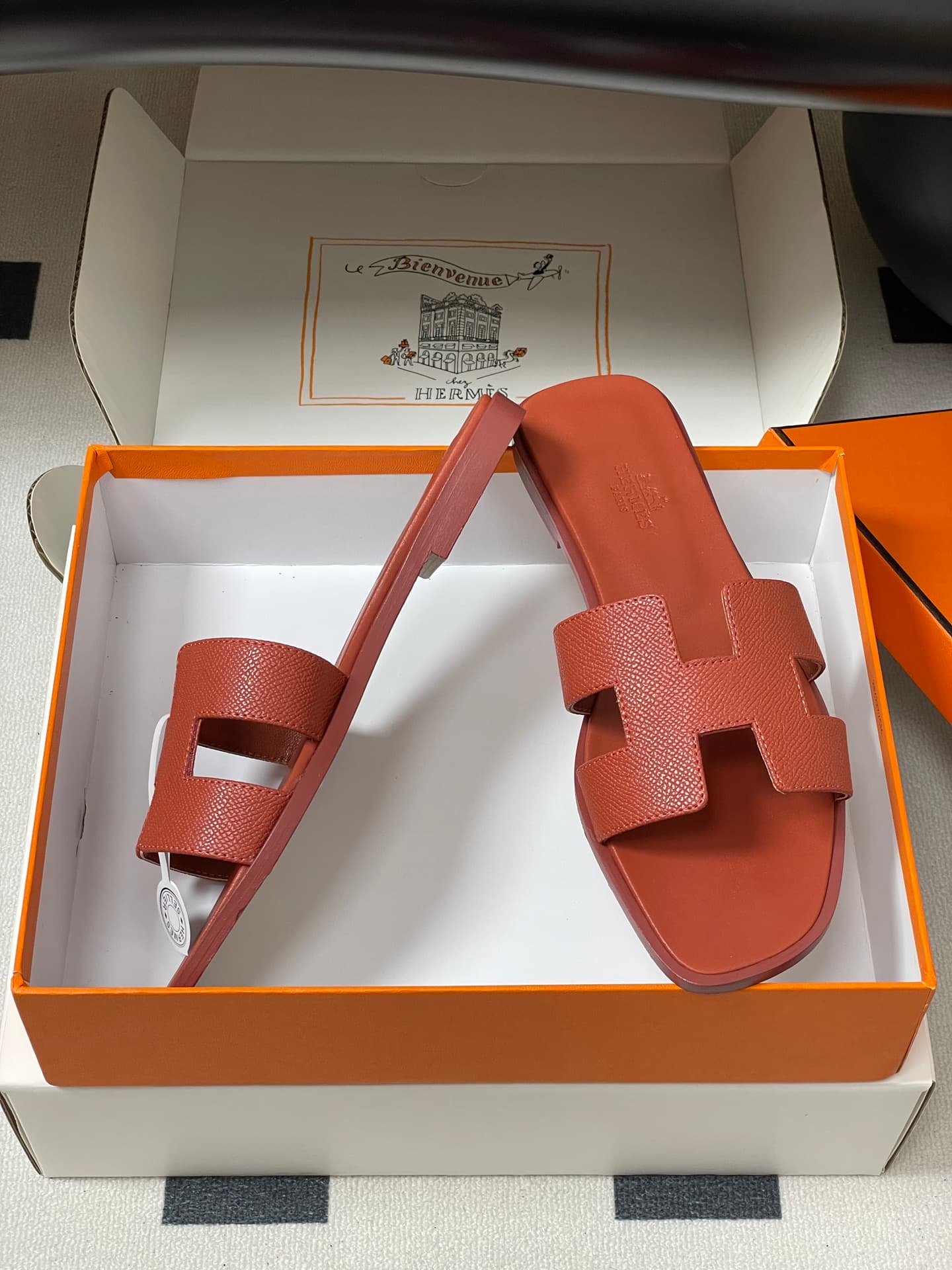 D8070 – Top-quality products (come with high-end packaging boxes/sashes) — image 6