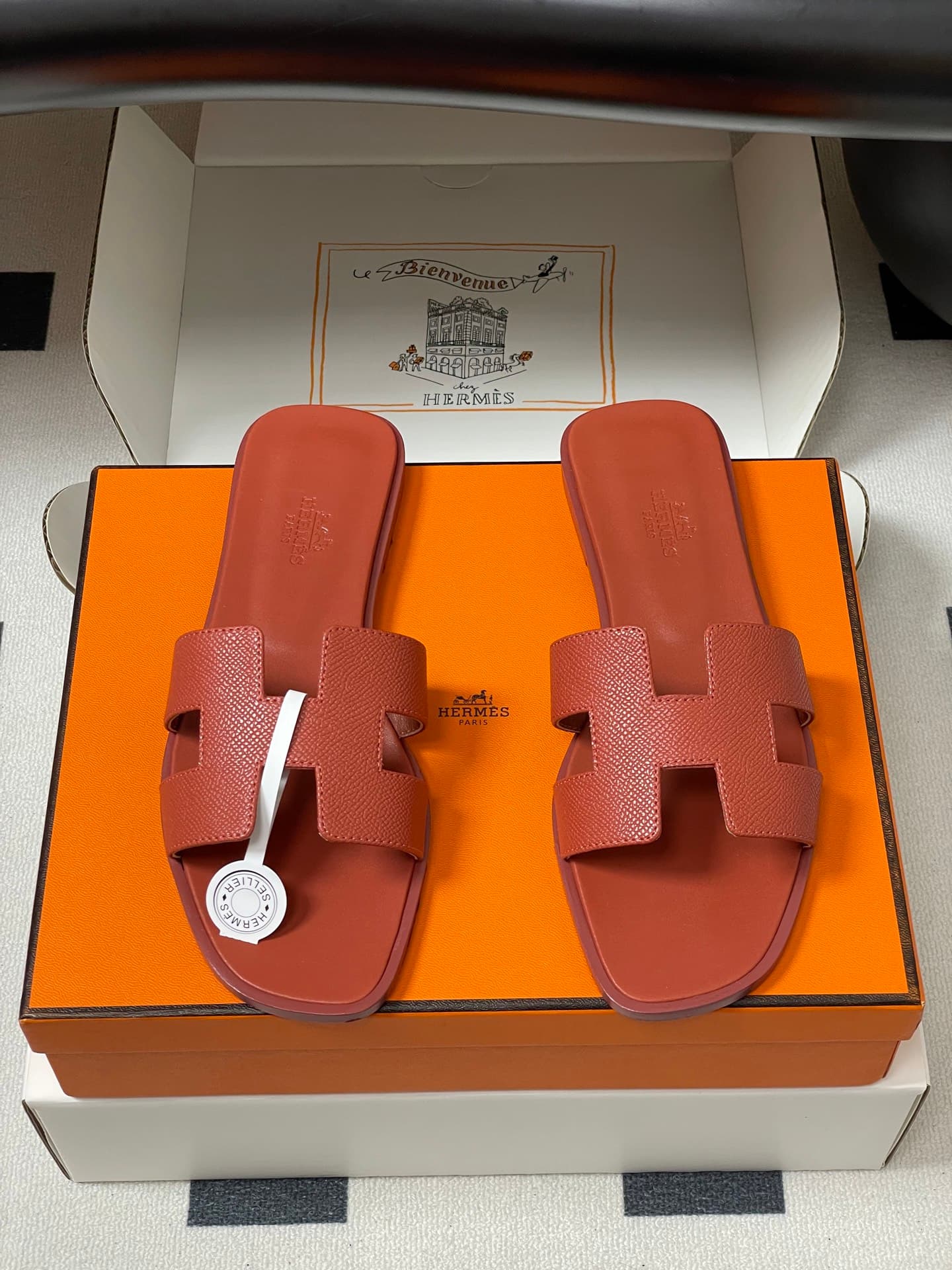 D8070 – Top-quality products (come with high-end packaging boxes/sashes) — image 5