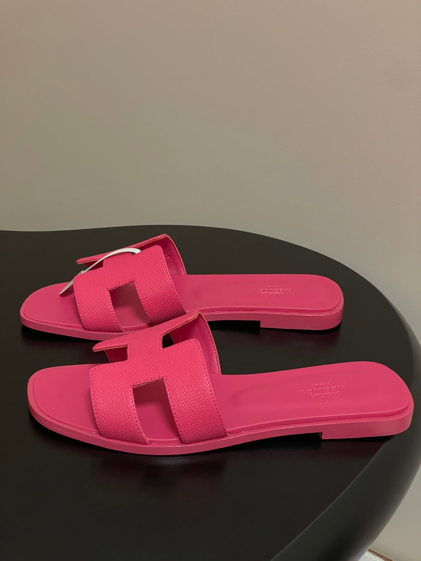 D8065 – Top-quality products (come with high-end gift boxes/scarves) — image 3