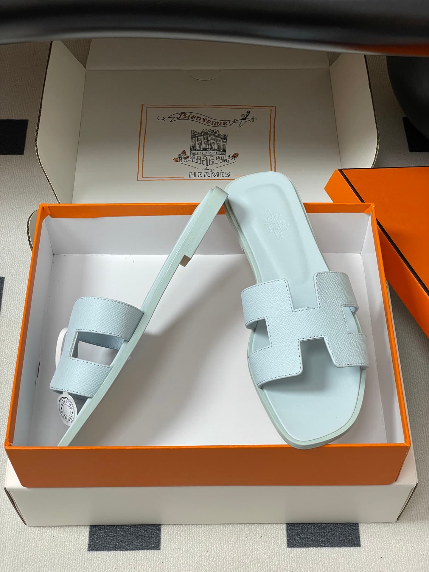 D8055 – Top-quality (wrapped in high-end packaging boxes/silk scarves) — image 6