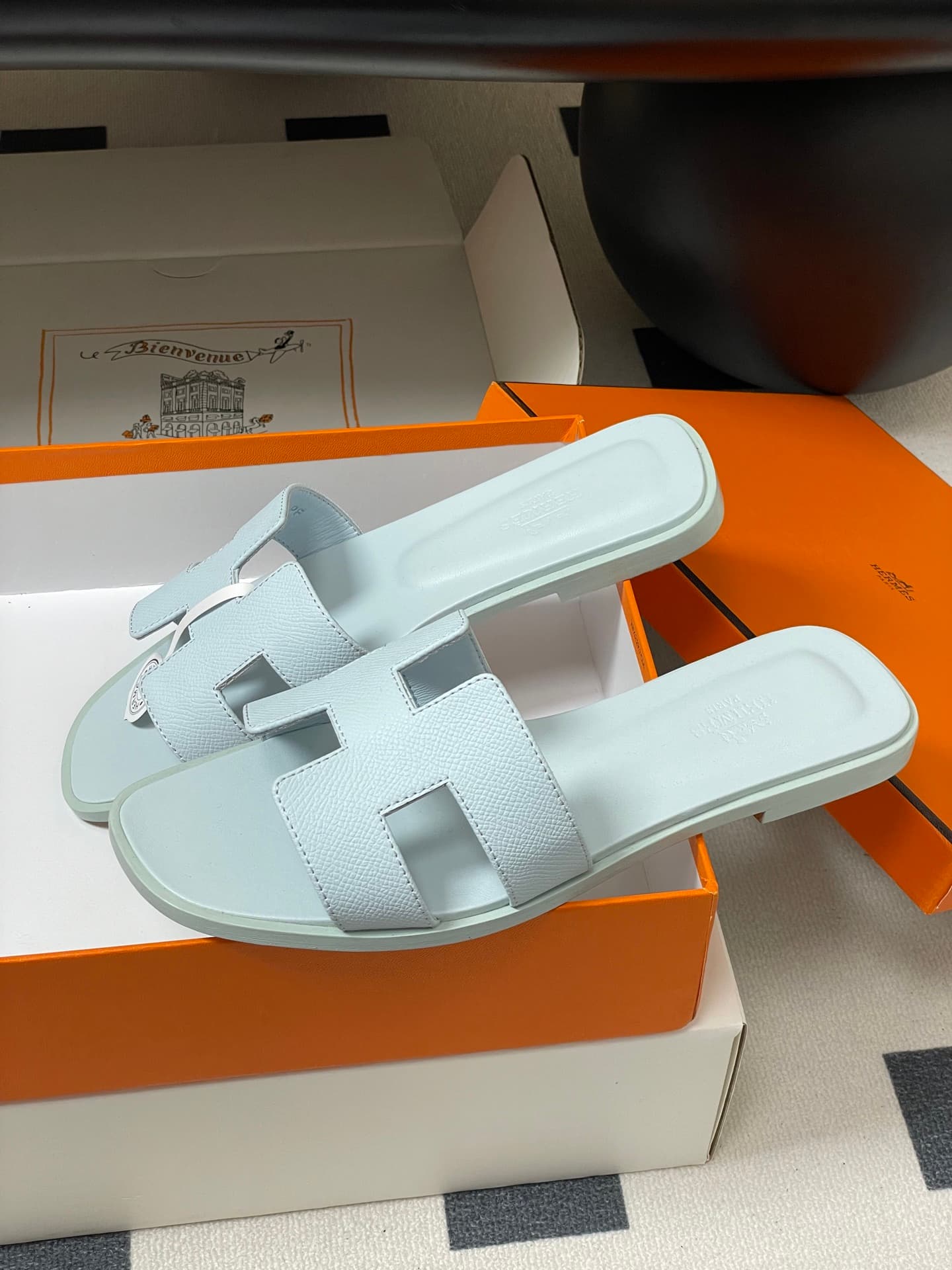 D8055 – Top-quality (wrapped in high-end packaging boxes/silk scarves) — image 4