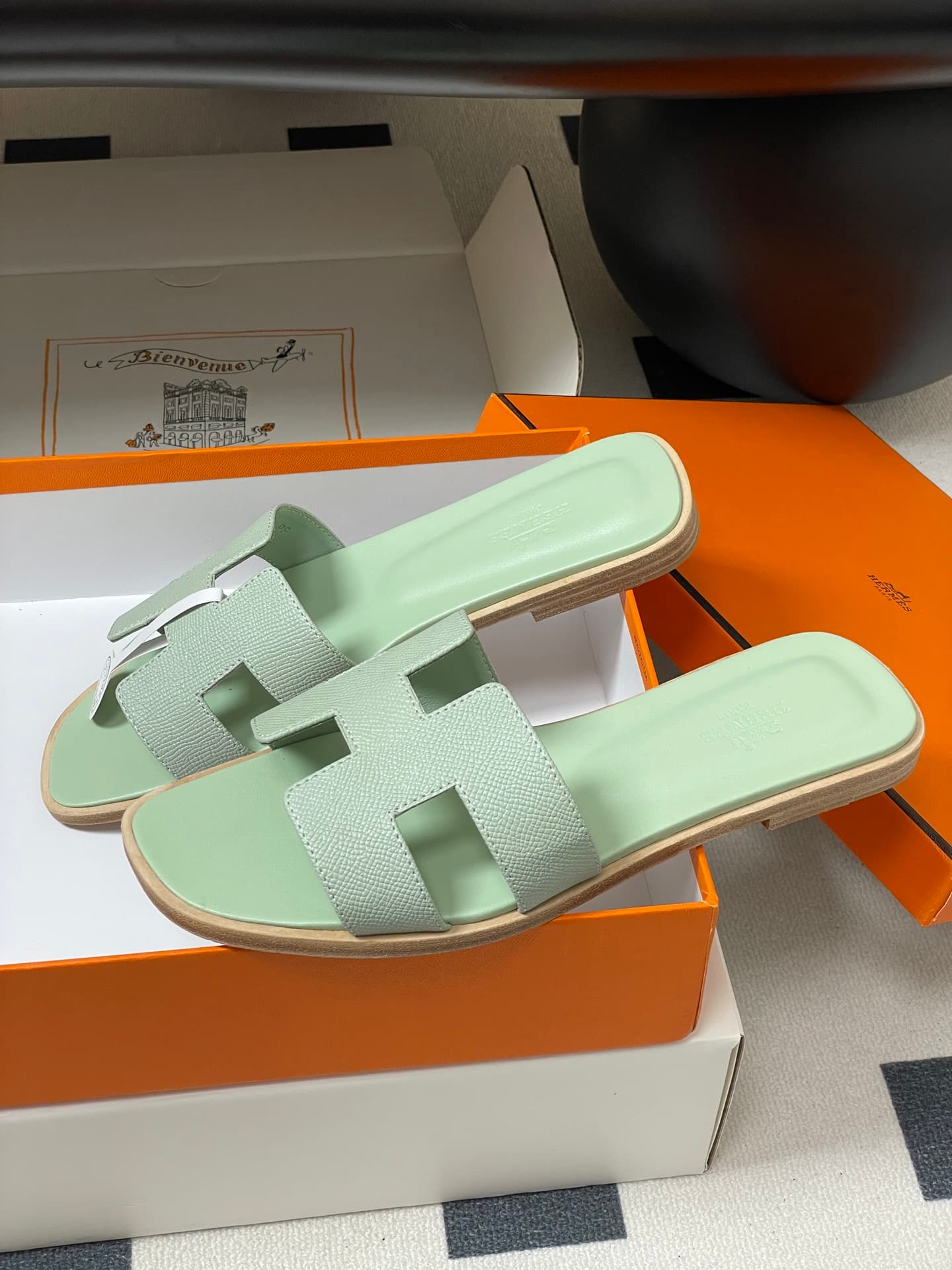 D8053 – Top-quality products (wrapped in high-end packaging boxes/sashes) — image 4