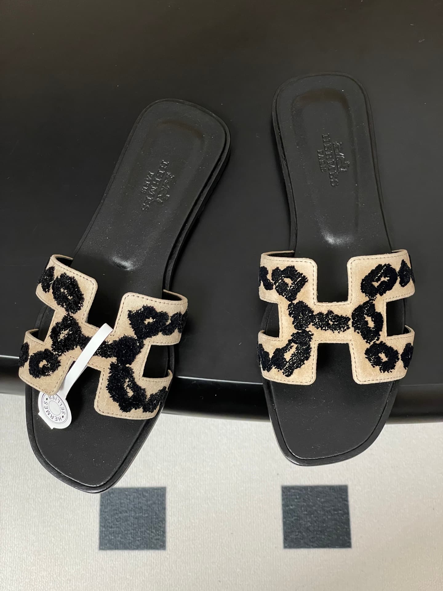 D8038 – Top-quality quality (wrapped in high-end gift boxes or scarves) — image 2