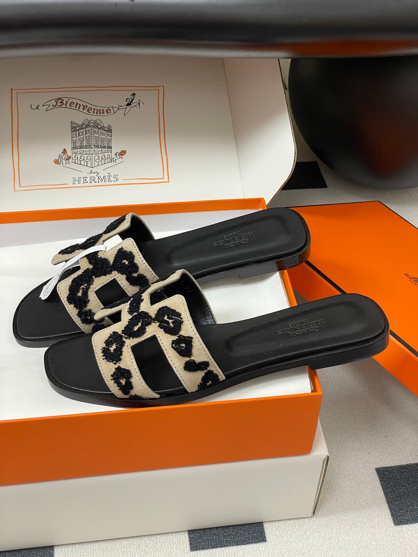 D8038 – Top-quality quality (wrapped in high-end gift boxes or scarves) — image 4