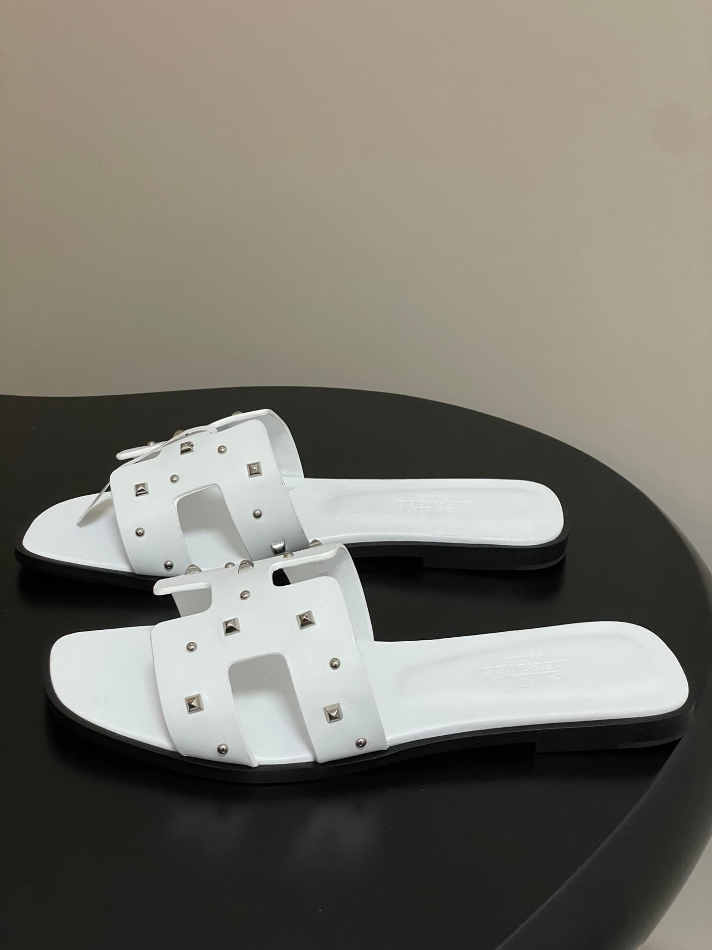 D8036 – Top-quality products (wrapped in high-end packaging boxes or scarves) — image 3