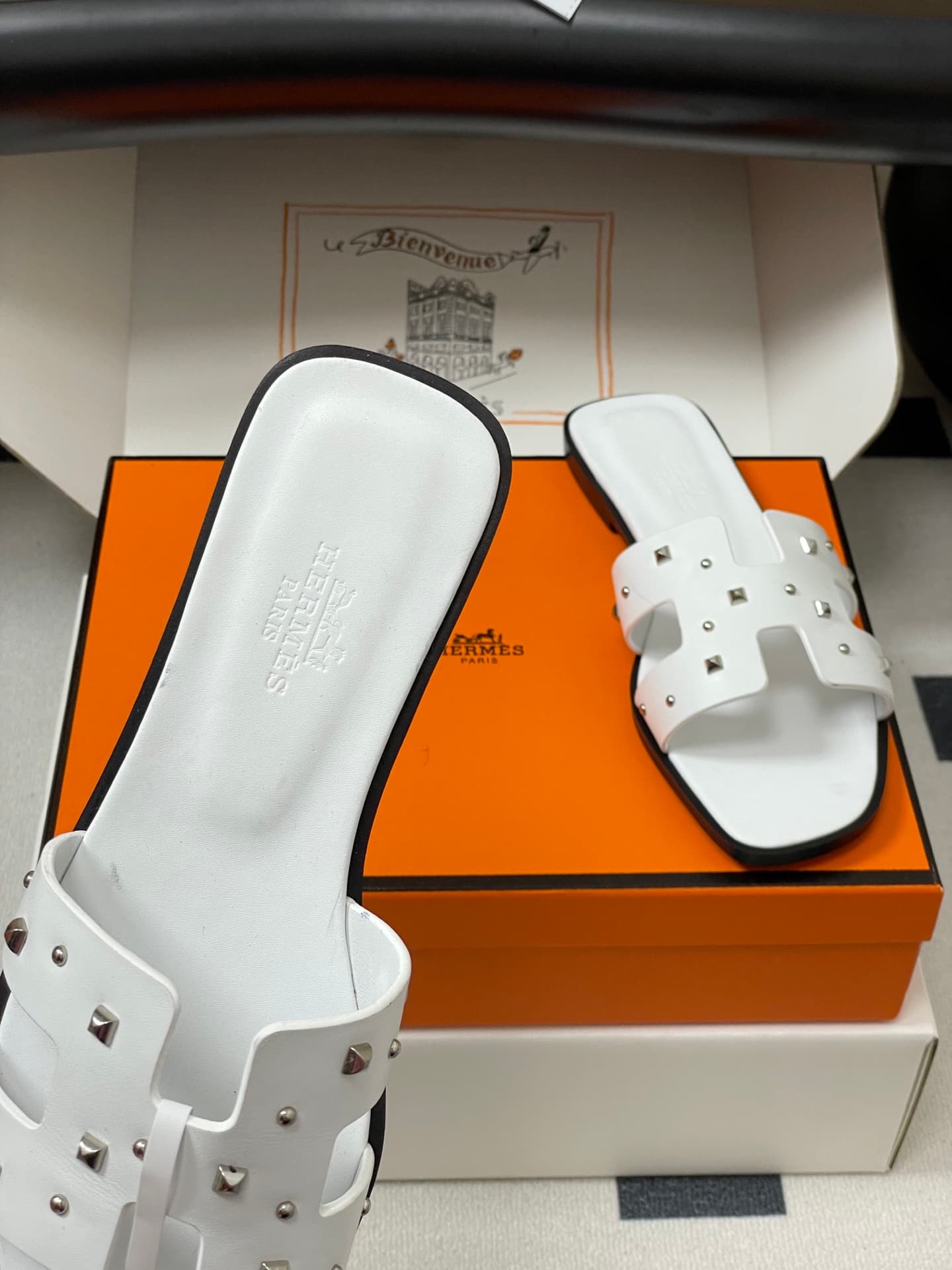 D8036 – Top-quality products (wrapped in high-end packaging boxes or scarves) — image 7