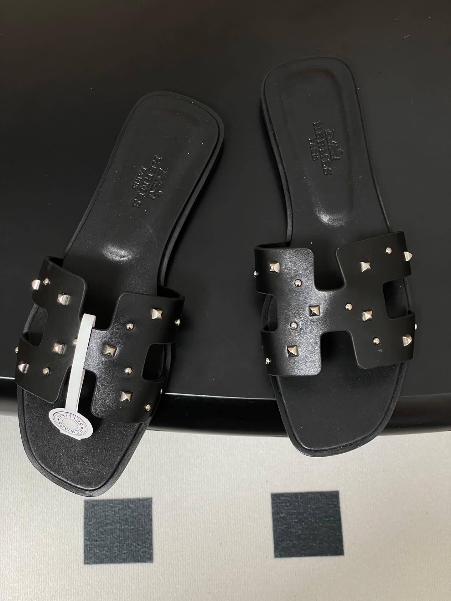 D8035 – Top-quality products (wrapped in high-end packaging boxes or scarves) — image 2
