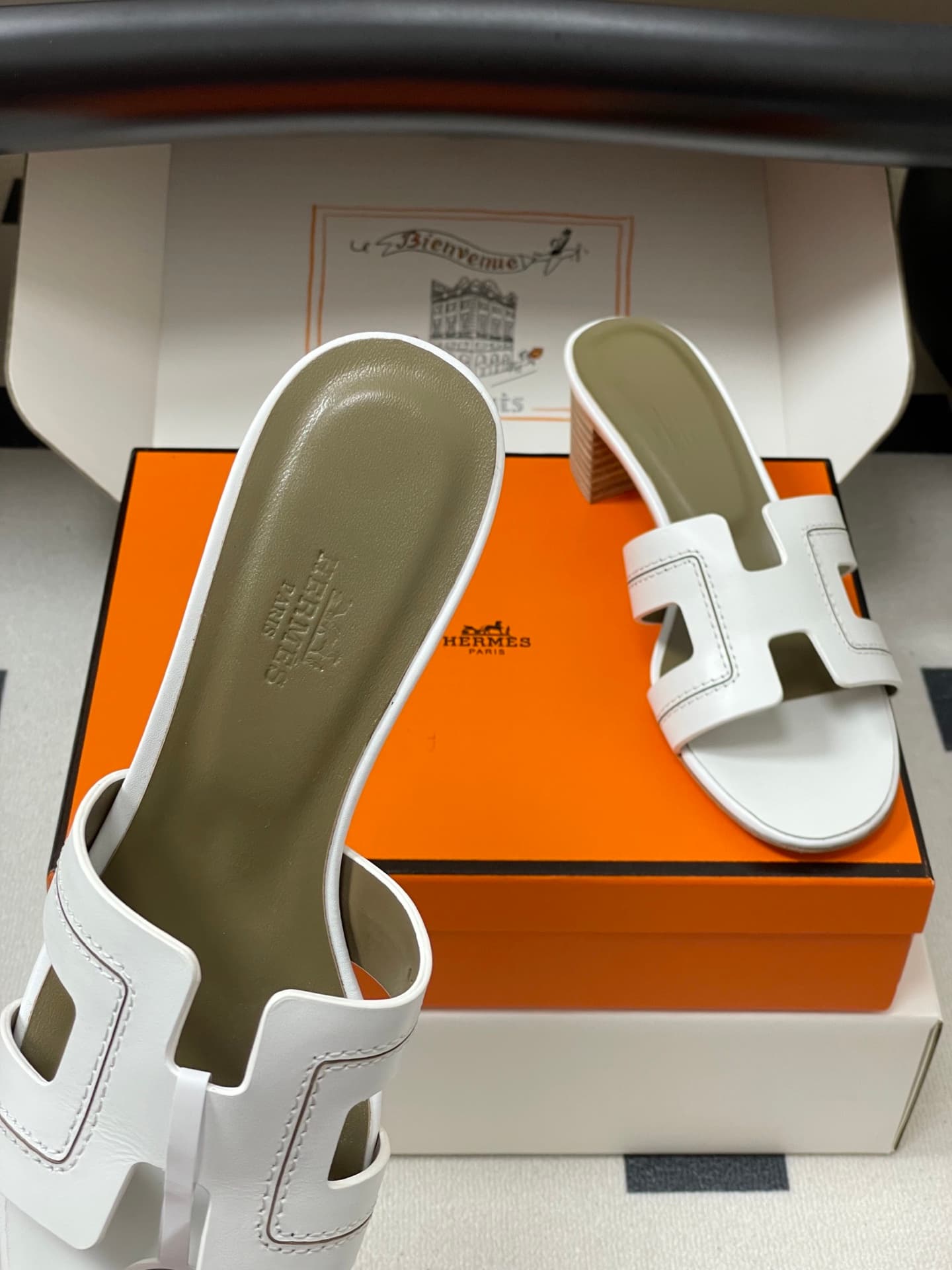 D8041 – Top-quality products (wrapped in high-end boxes or scarves) — image 7