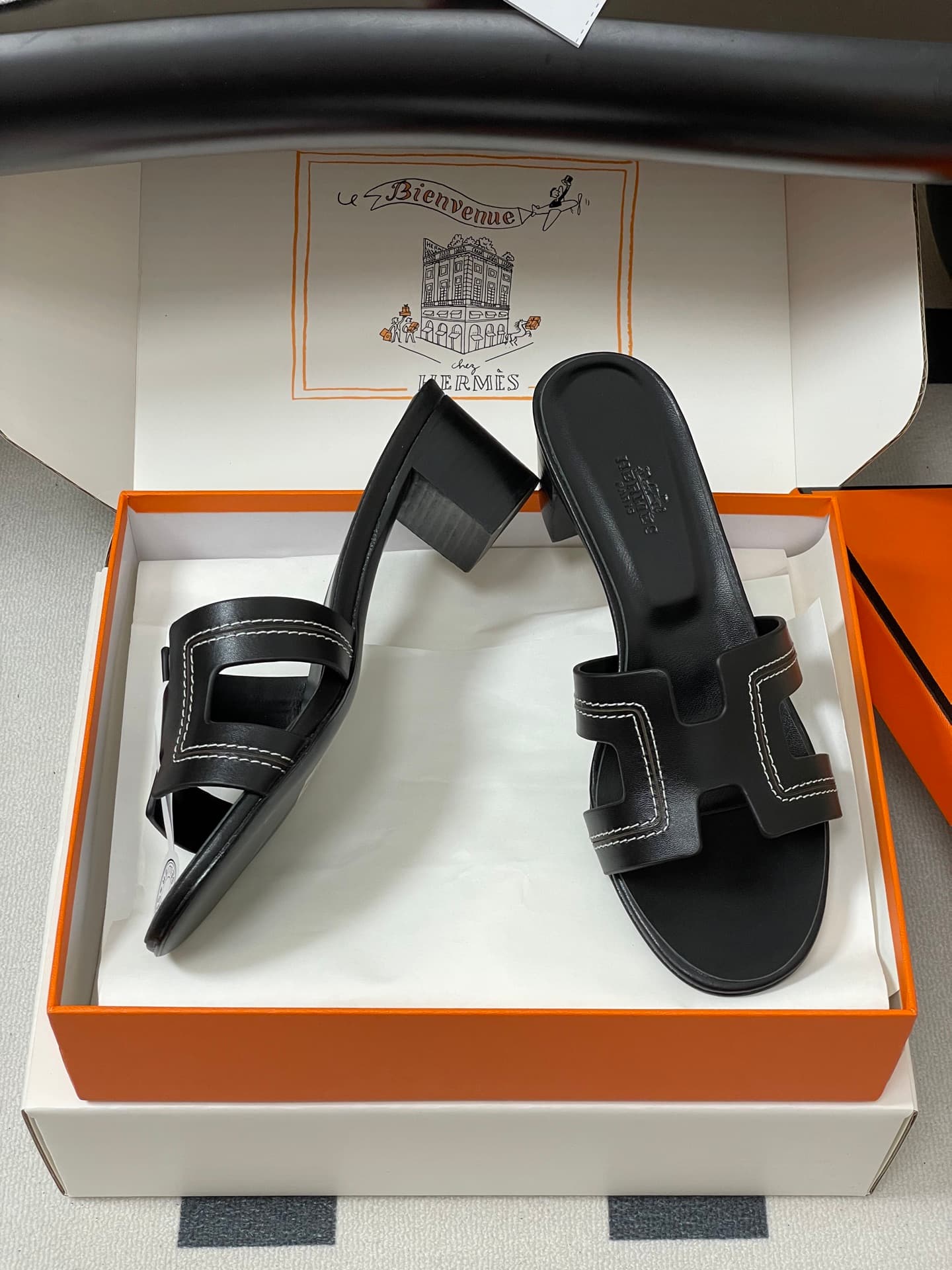 D8040 – Top-quality products (wrapped in high-end gift boxes or scarves) — image 6