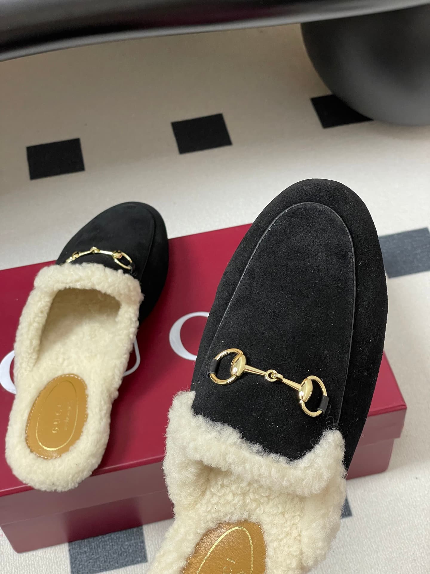 D7119 🏧𝐆𝐔𝐂𝐂𝐈 Gucci Princetown classic wool slippers, moutier shoes with leather texture, buckle-style flat slippers made of Merino wool. — image 6