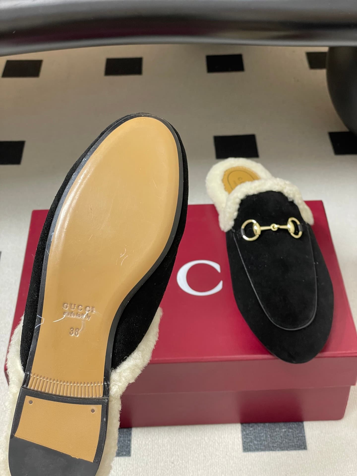 D7119 🏧𝐆𝐔𝐂𝐂𝐈 Gucci Princetown classic wool slippers, moutier shoes with leather texture, buckle-style flat slippers made of Merino wool. — image 5