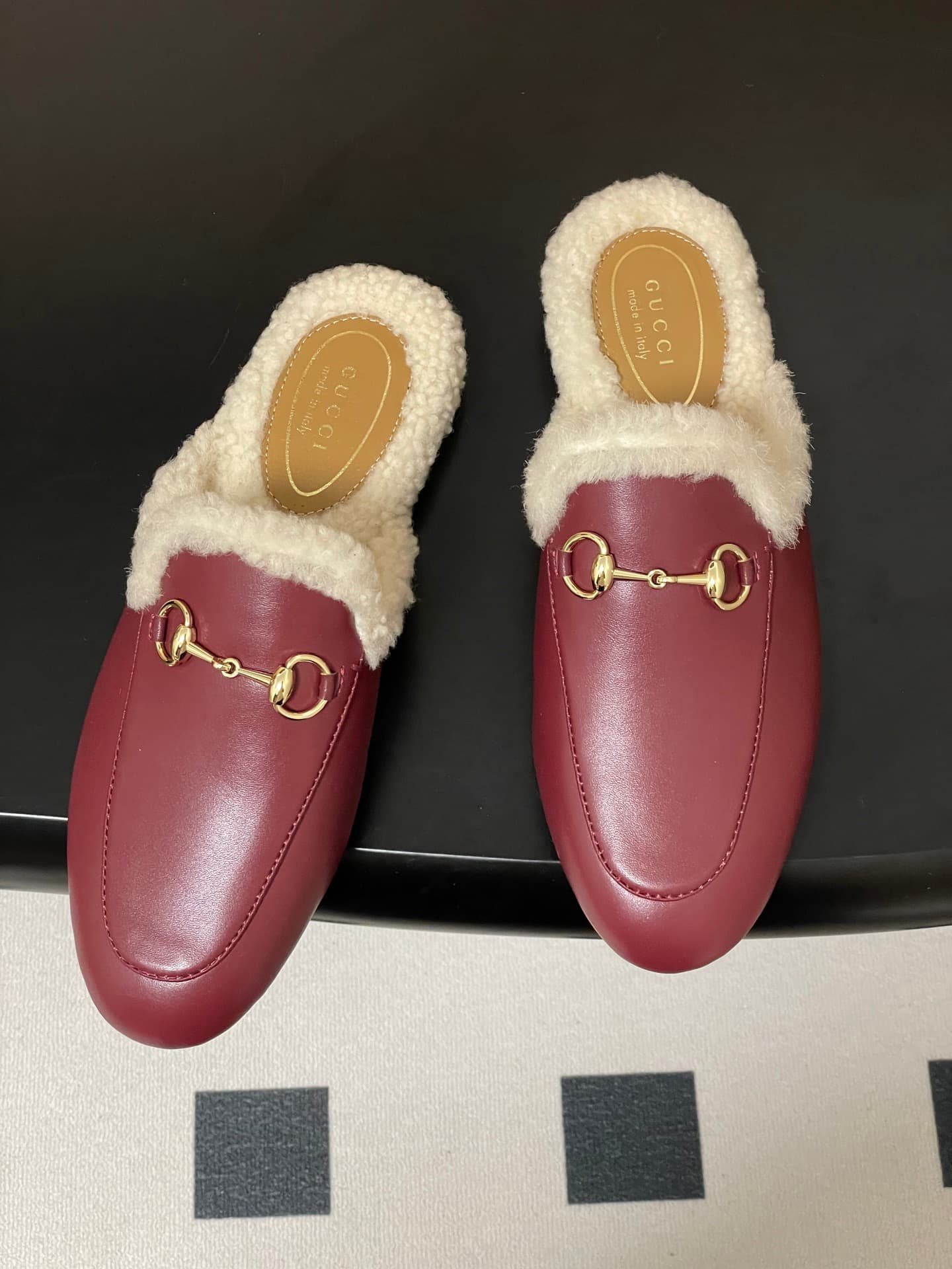 D7118 🏧𝐆𝐔𝐂𝐂𝐈 Gucci Princetown classic wool slippers, suede-mouthed mules with buckle feet, half-slipper style slippers made of Merino wool. — image 8
