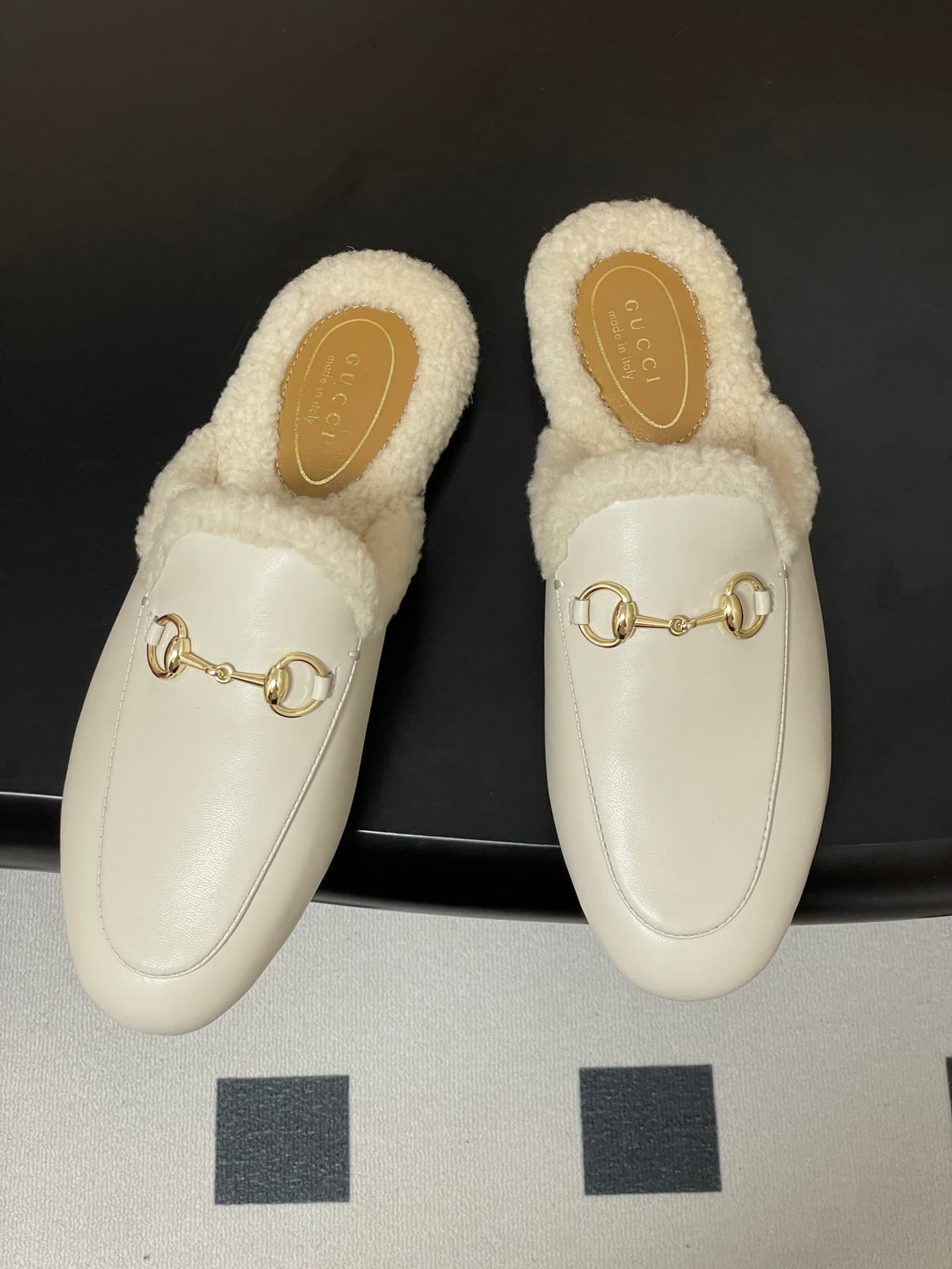 D7117 🏧𝐆𝐔𝐂𝐂𝐈 Gucci Princetown classic wool slippers, suede-moutier shoes with buckle, half-slipper style, Merino sheep wool slippers. — image 8