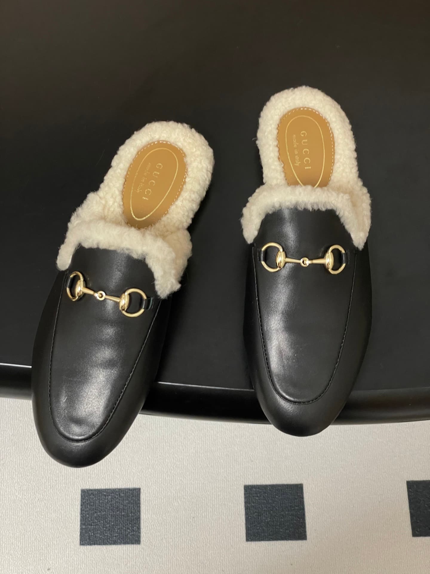 D7115 🏧𝐆𝐔𝐂𝐂𝐈 Gucci Princetown classic wool slippers, moutier shoes with leather texture, buckle-style flat slippers made of Merino sheep wool. — image 8