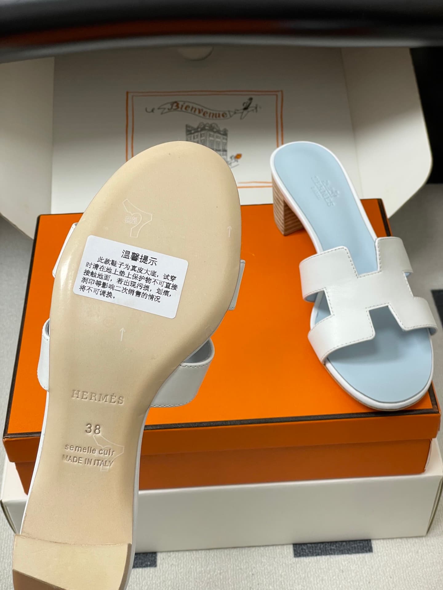 D8030 – Top-quality products (wrapped in high-end packaging ✈️/scarves) — image 8