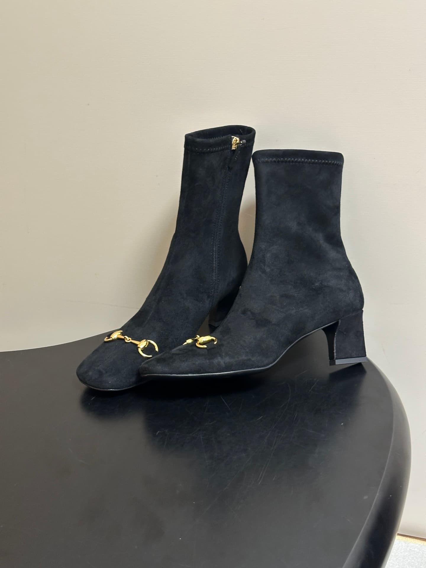 D6932 - — image 2