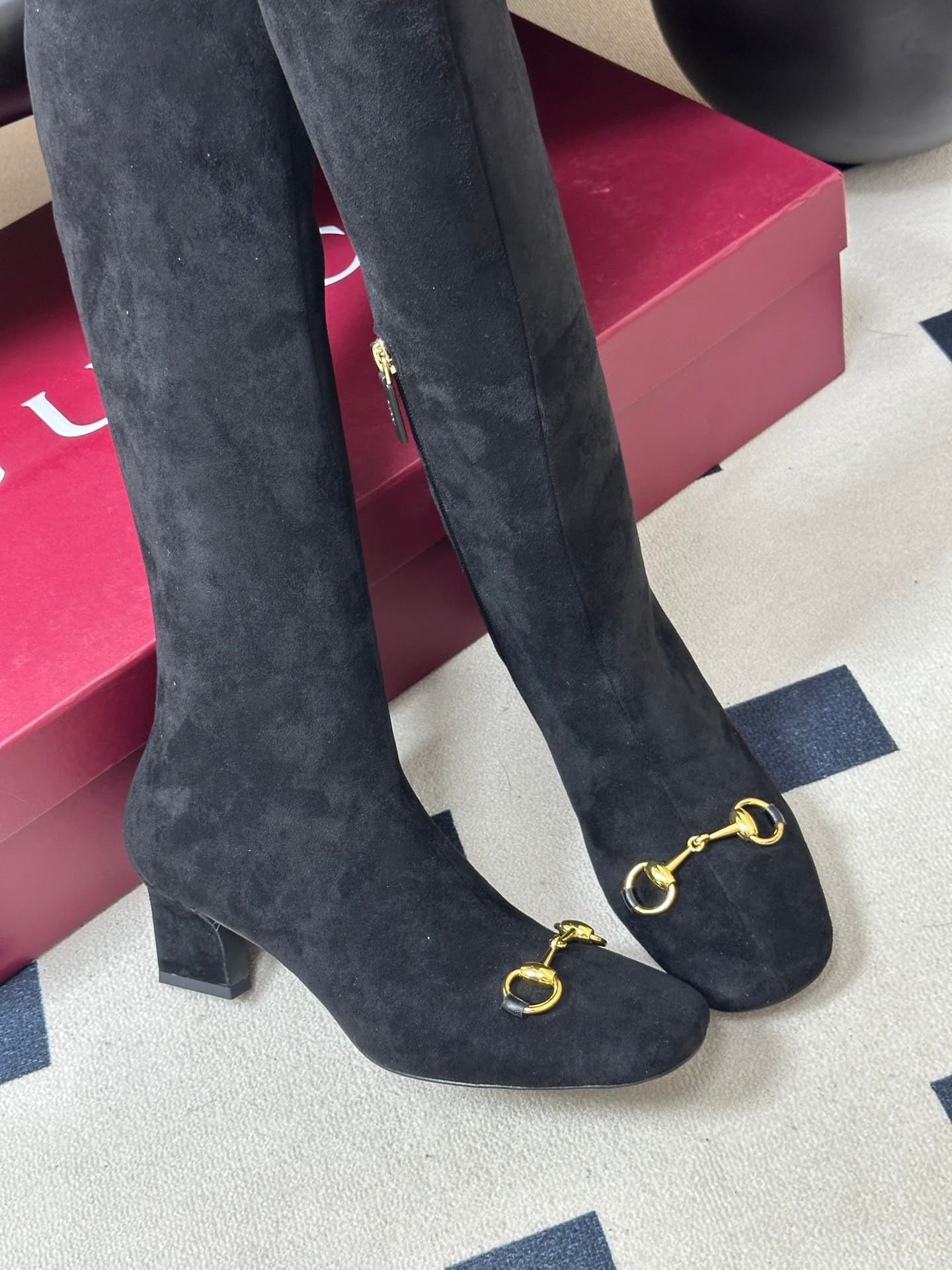 D6928 - — image 7