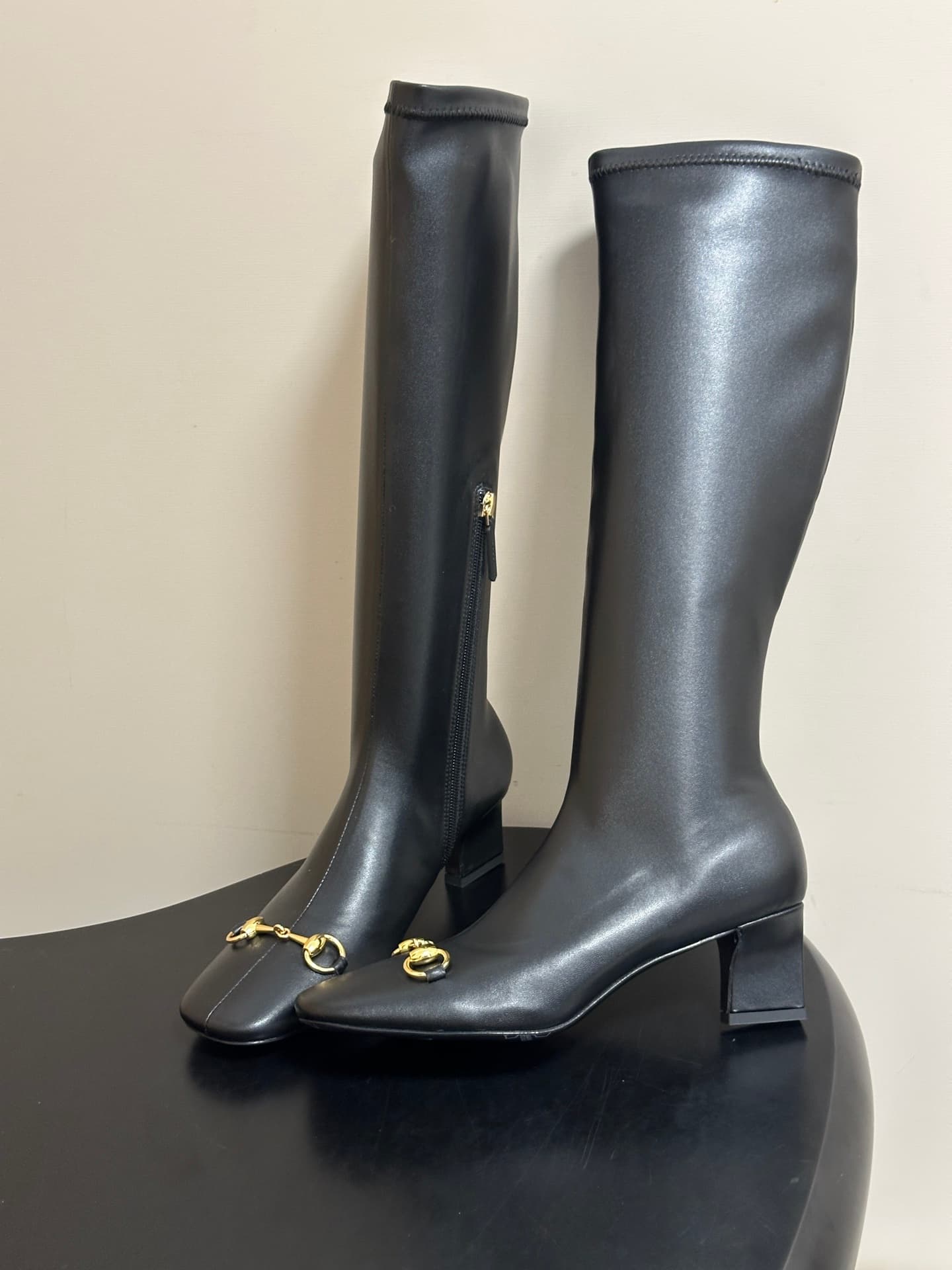 D6926 - — image 2