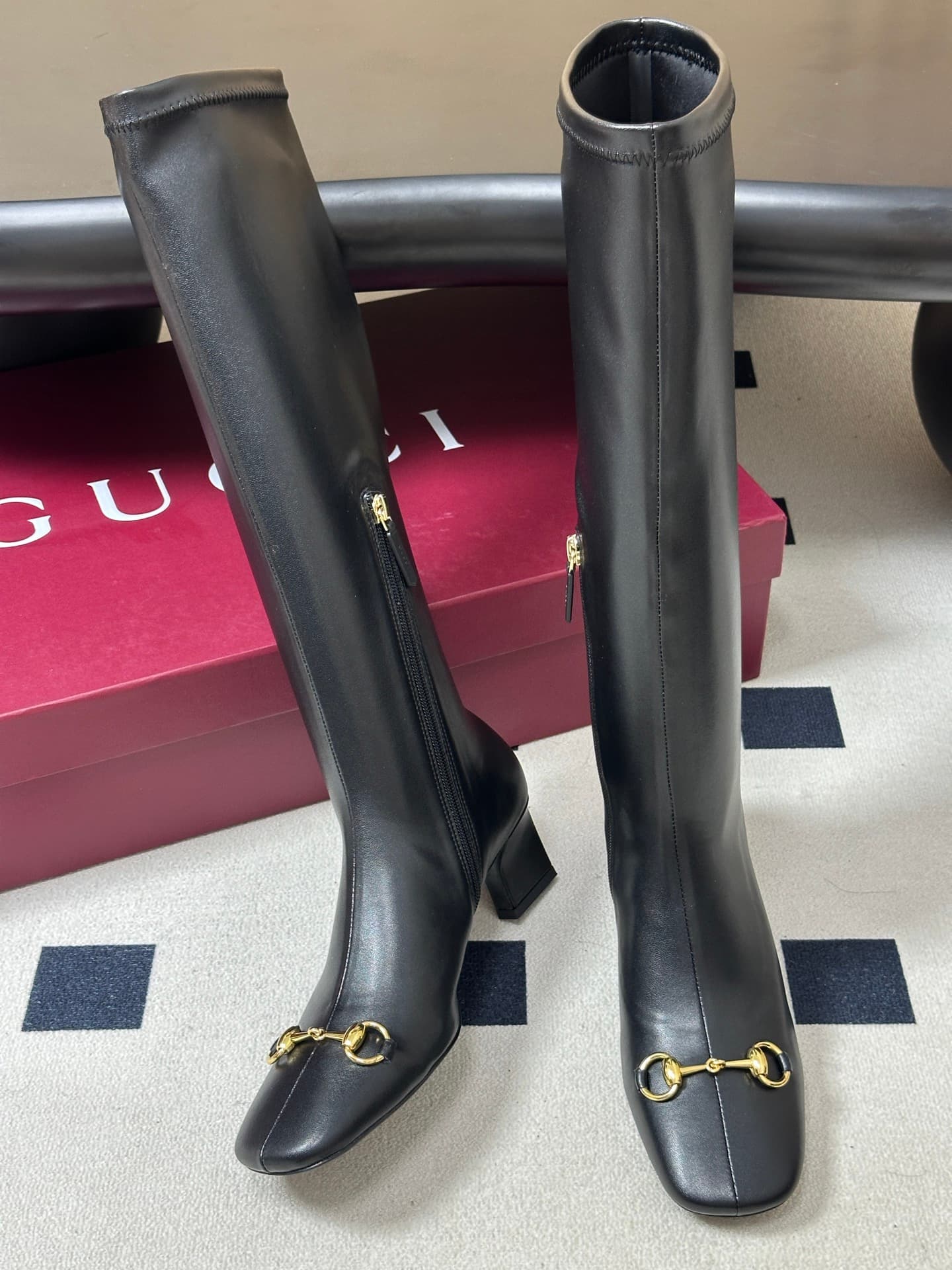 D6926 - — image 5