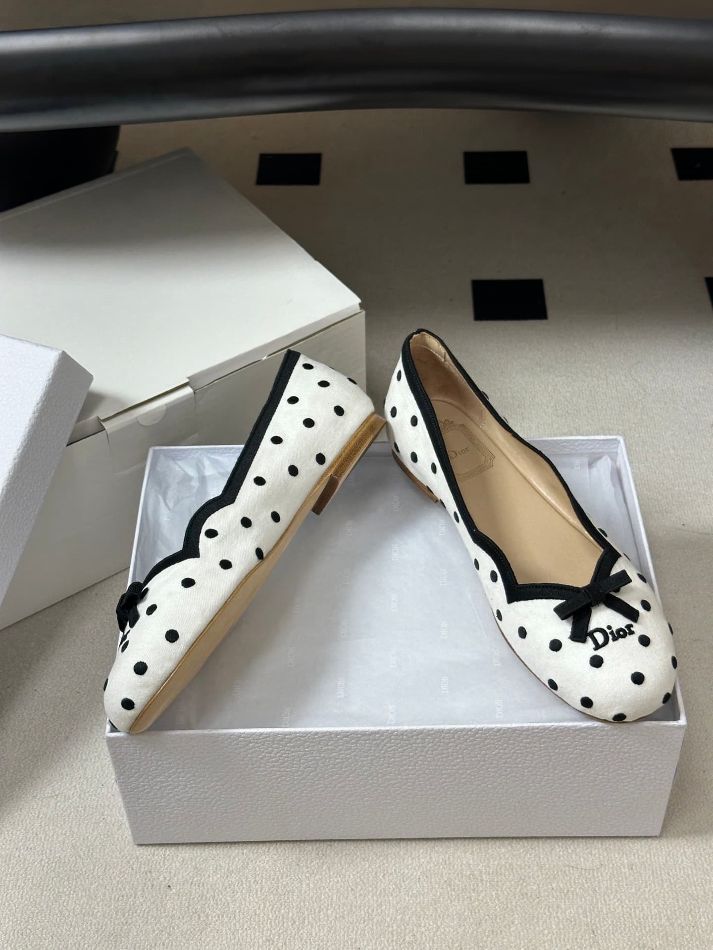 D5751 – Top-quality (wrapped in high-end luggage boxes ✈️) — image 5