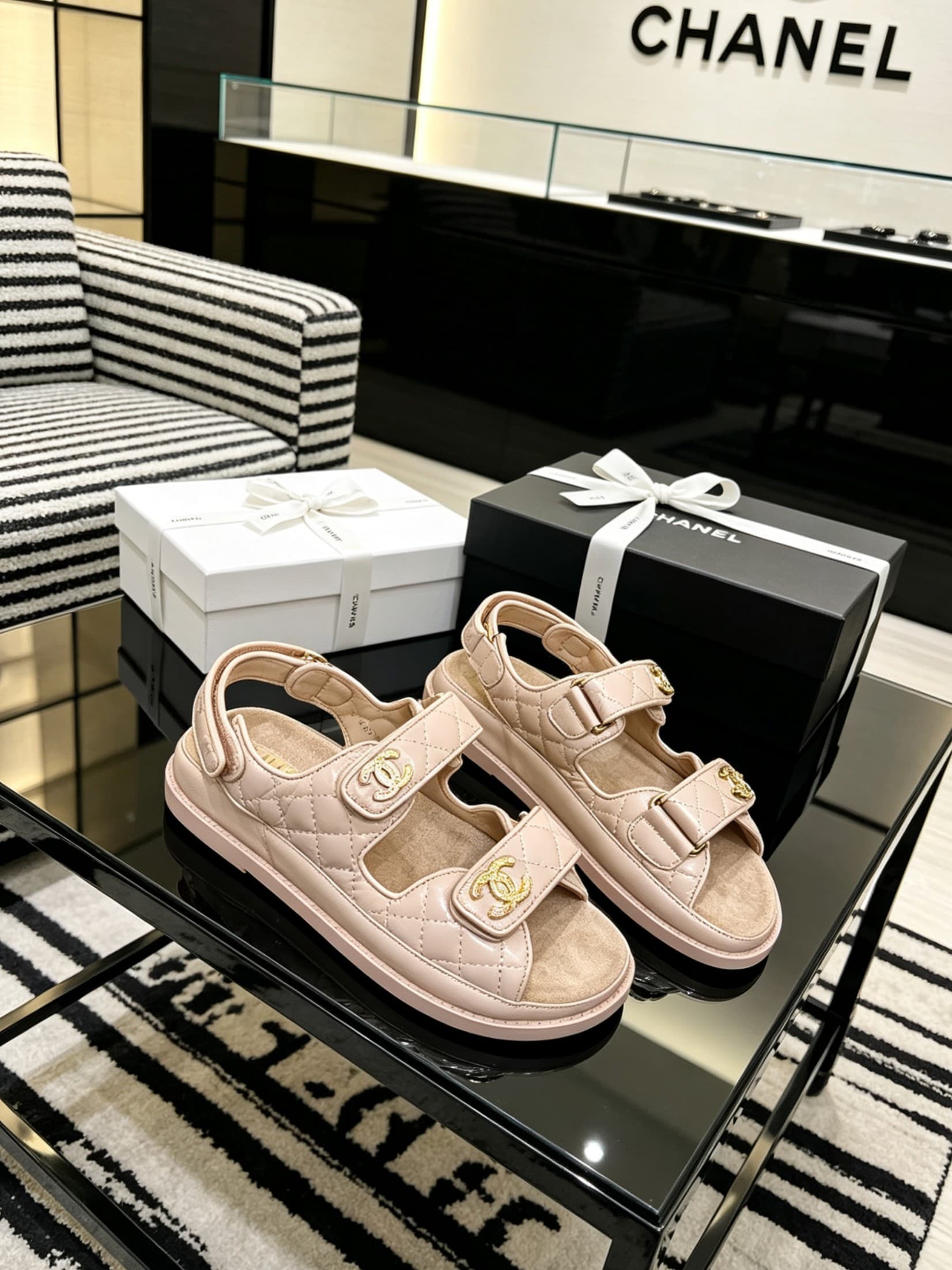 D4034 Delivered in a special box packaging for Chanel — image 3