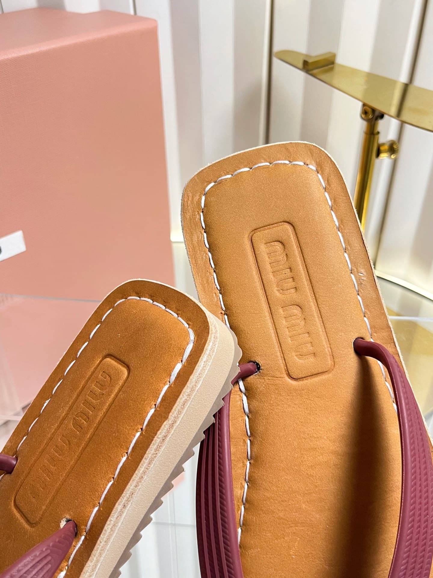 D10678 MIUMIU Miu 2026 Summer New Vintage/Retro Style Thick-Heel Sandal Shoes for Casual Use on the Beach — image 8