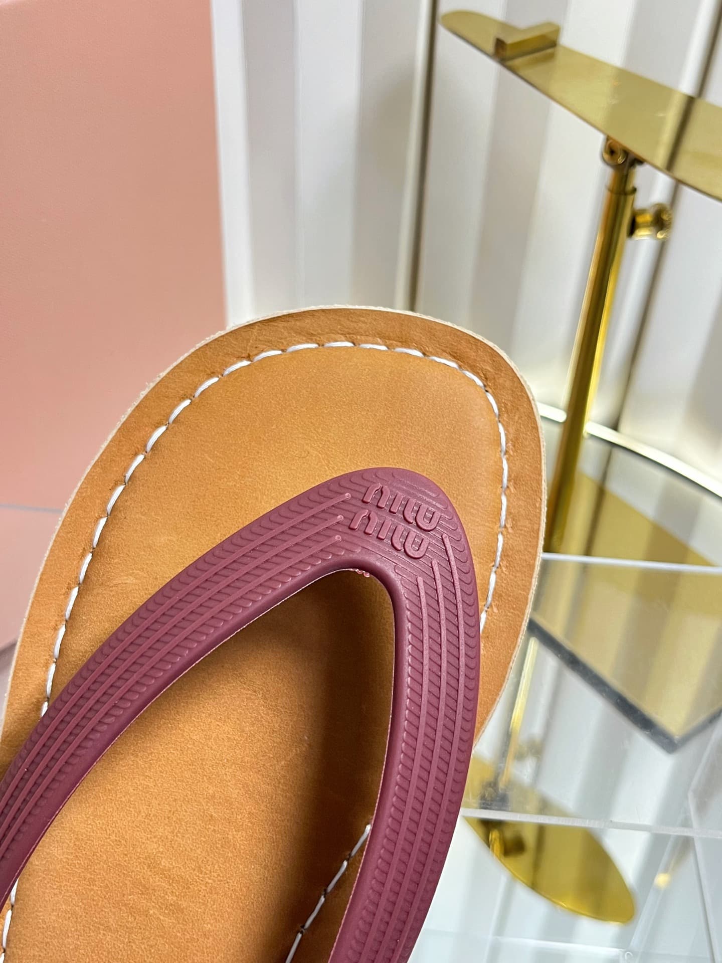 D10678 MIUMIU Miu 2026 Summer New Vintage/Retro Style Thick-Heel Sandal Shoes for Casual Use on the Beach — image 7