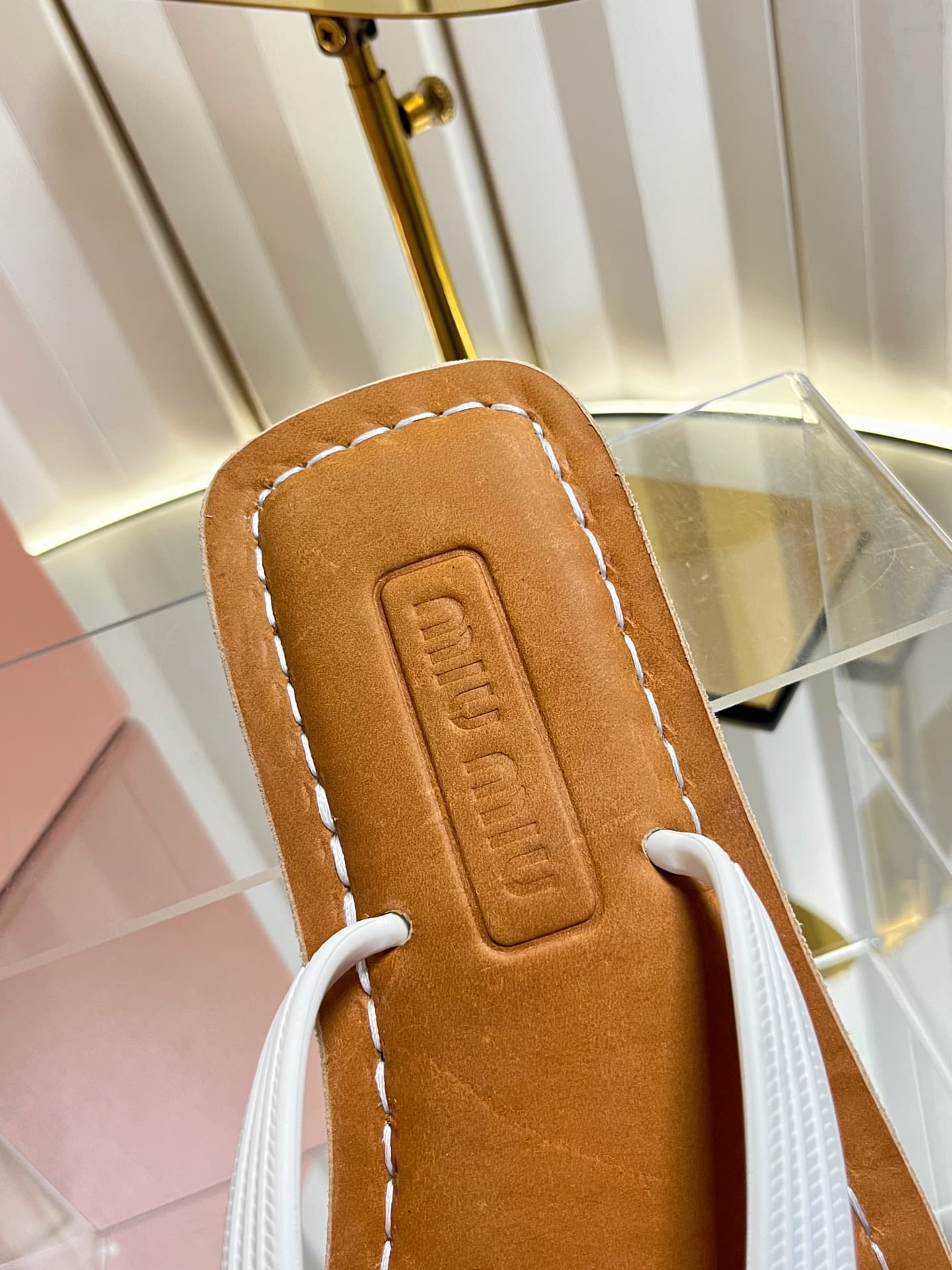 D10675 MIUMIU Miu 2026 New Summer Vintage/retro Style Thick-Soled Casual Sandal with Cupped Toe — image 8