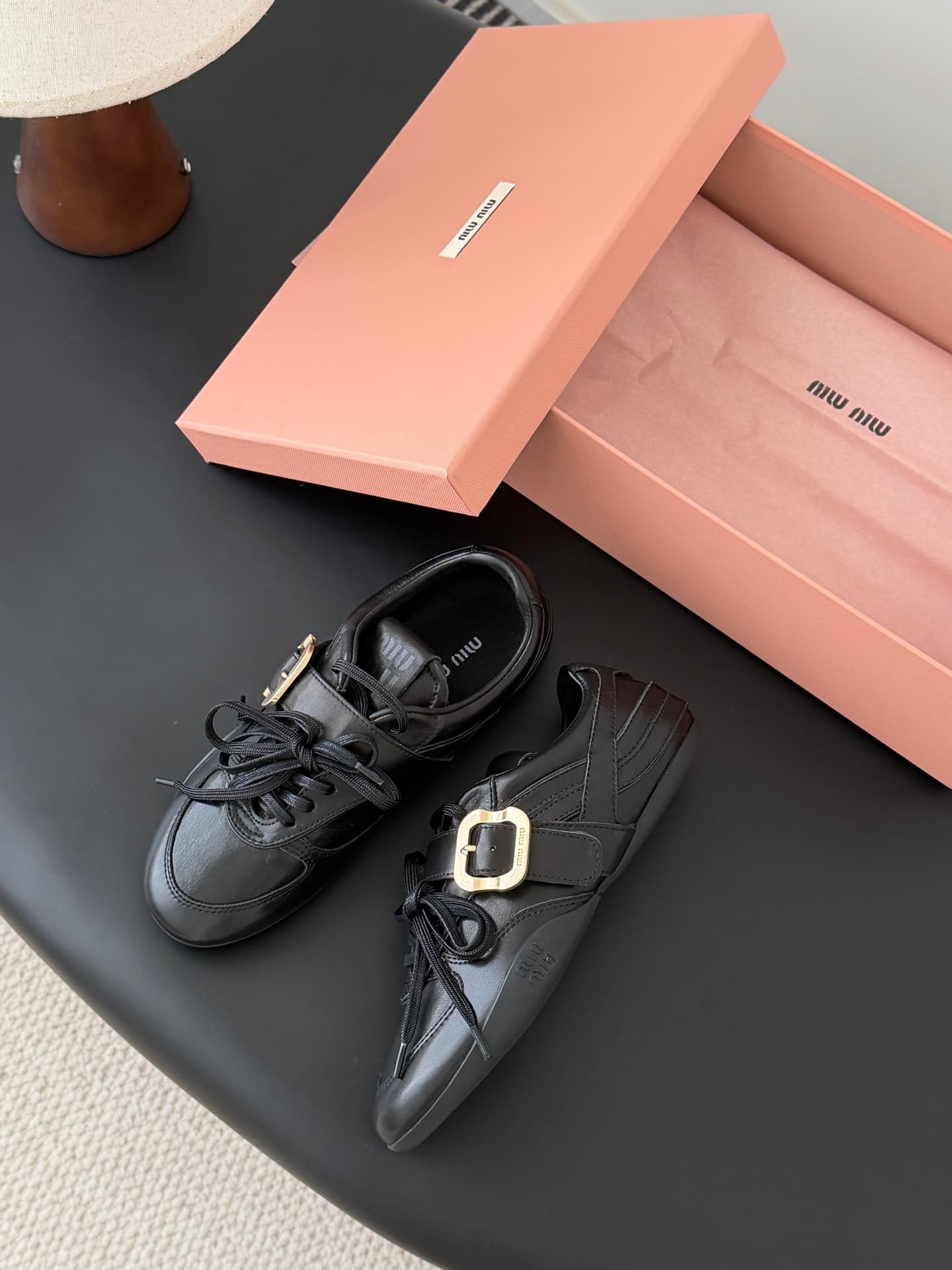 D10673 MiuMiu New Model Casual Sports Shoes for Show — image 4