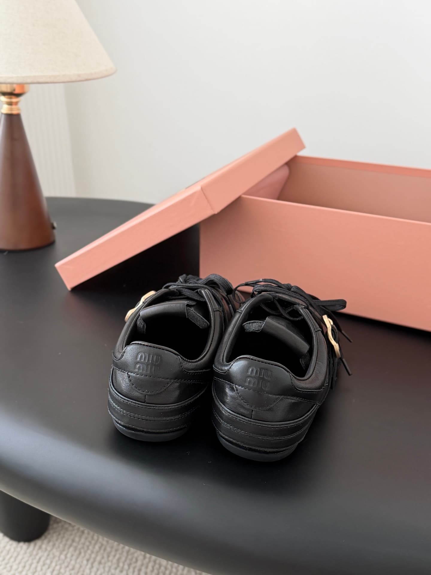 D10673 MiuMiu New Model Casual Sports Shoes for Show — image 3