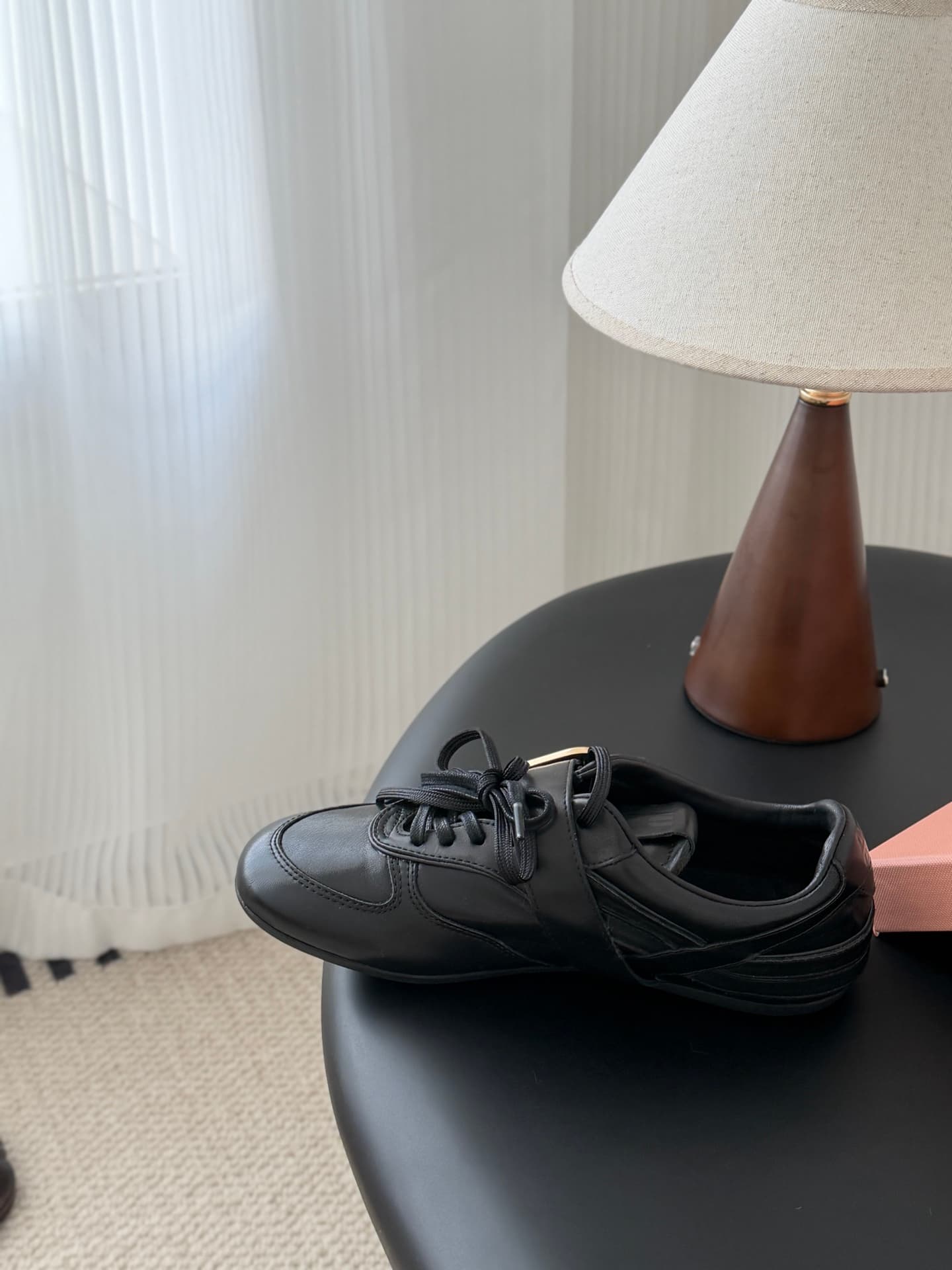 D10673 MiuMiu New Model Casual Sports Shoes for Show — image 8