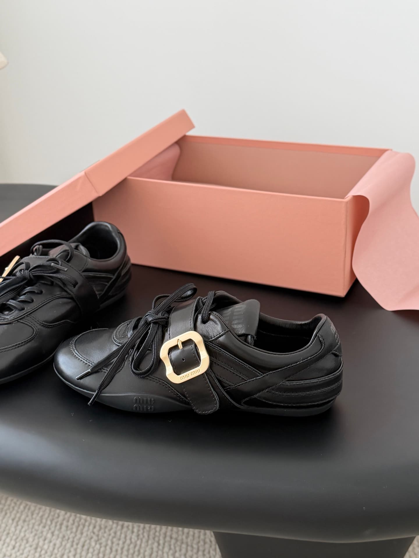 D10673 MiuMiu New Model Casual Sports Shoes for Show — image 2