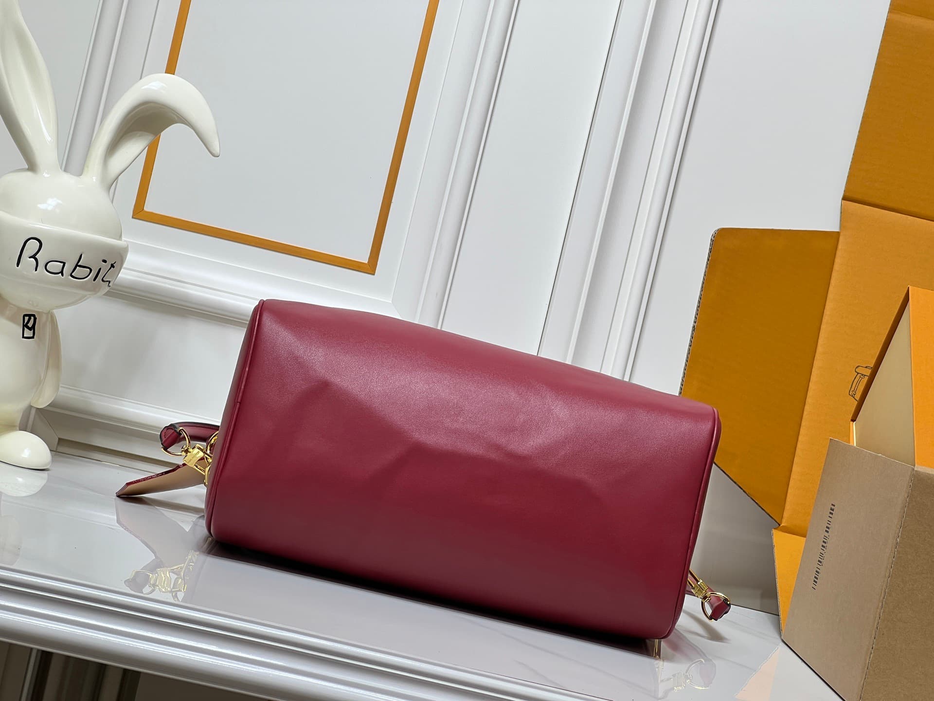 C5340 💰M25766 M13344 Wine-red cat. This Speedy Soft 30 model comes from LV Travels With Grace Coddlington. — image 8