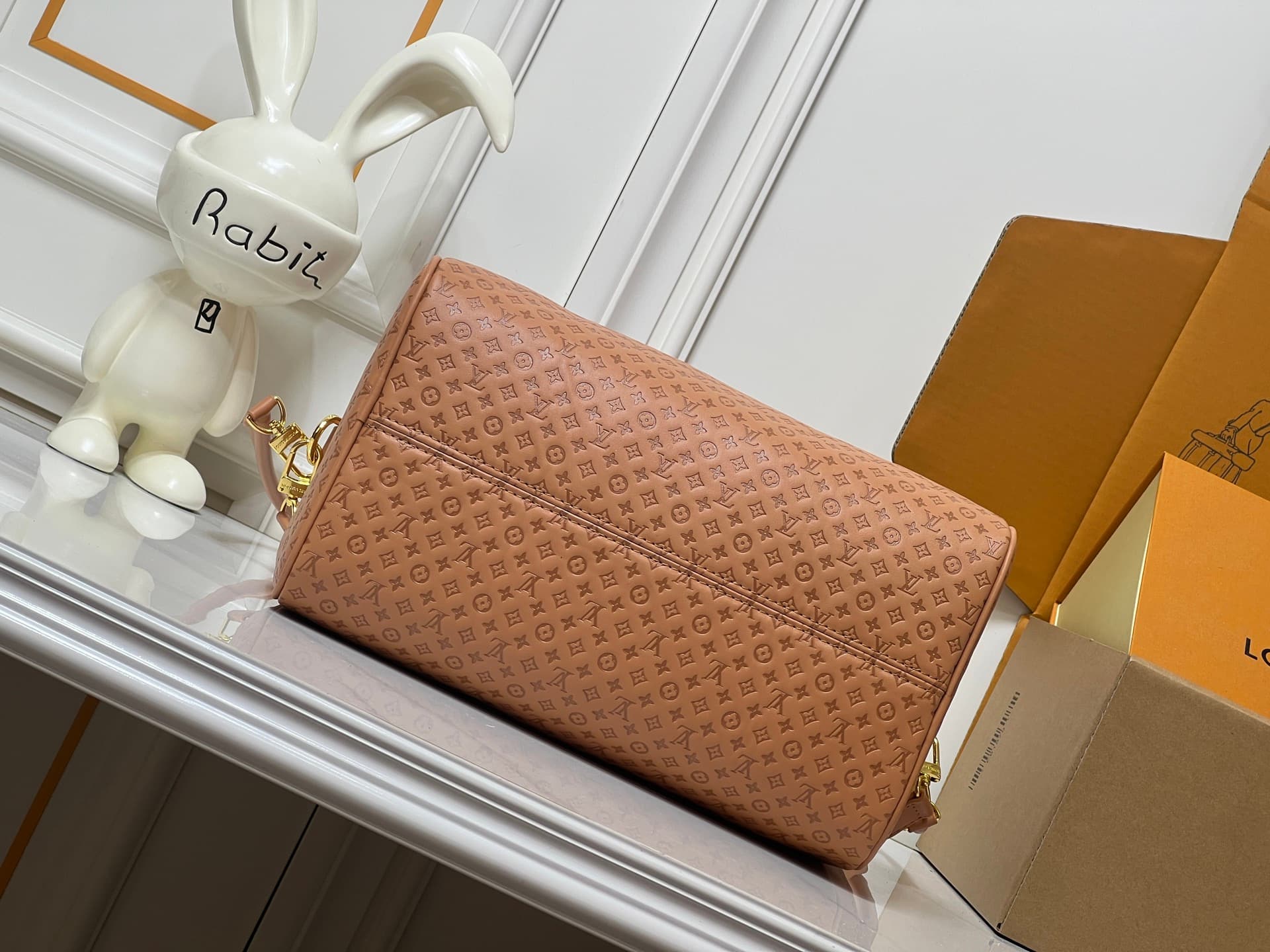 C5158 💰M29535 M13344 Speedy30 Handbags are part of the brand’s classic collection. Made from high-quality cowhide leather, they feature Monogram patterns, and the light beige color is elegant and versatile ✨. The bag has a Boston shape, with a suitable si — image 7
