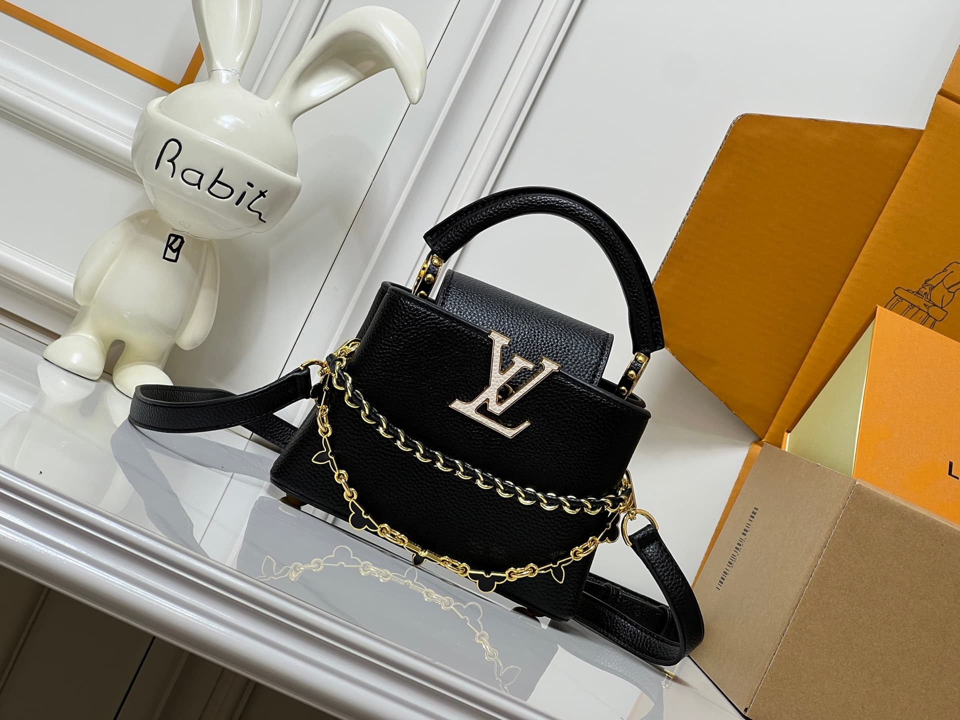 C5069 💰【Guangzhou product – top quality original】M26329 This LV Mirage version of Capucines Nano handbag comes from the Exceptionals collection. Made with satin Taurillon leather, it is an excellent choice for evening events. The monogram pattern features — image 1